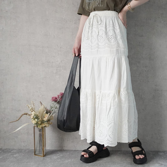 カットワークスカラップ刺繍ロングスカート