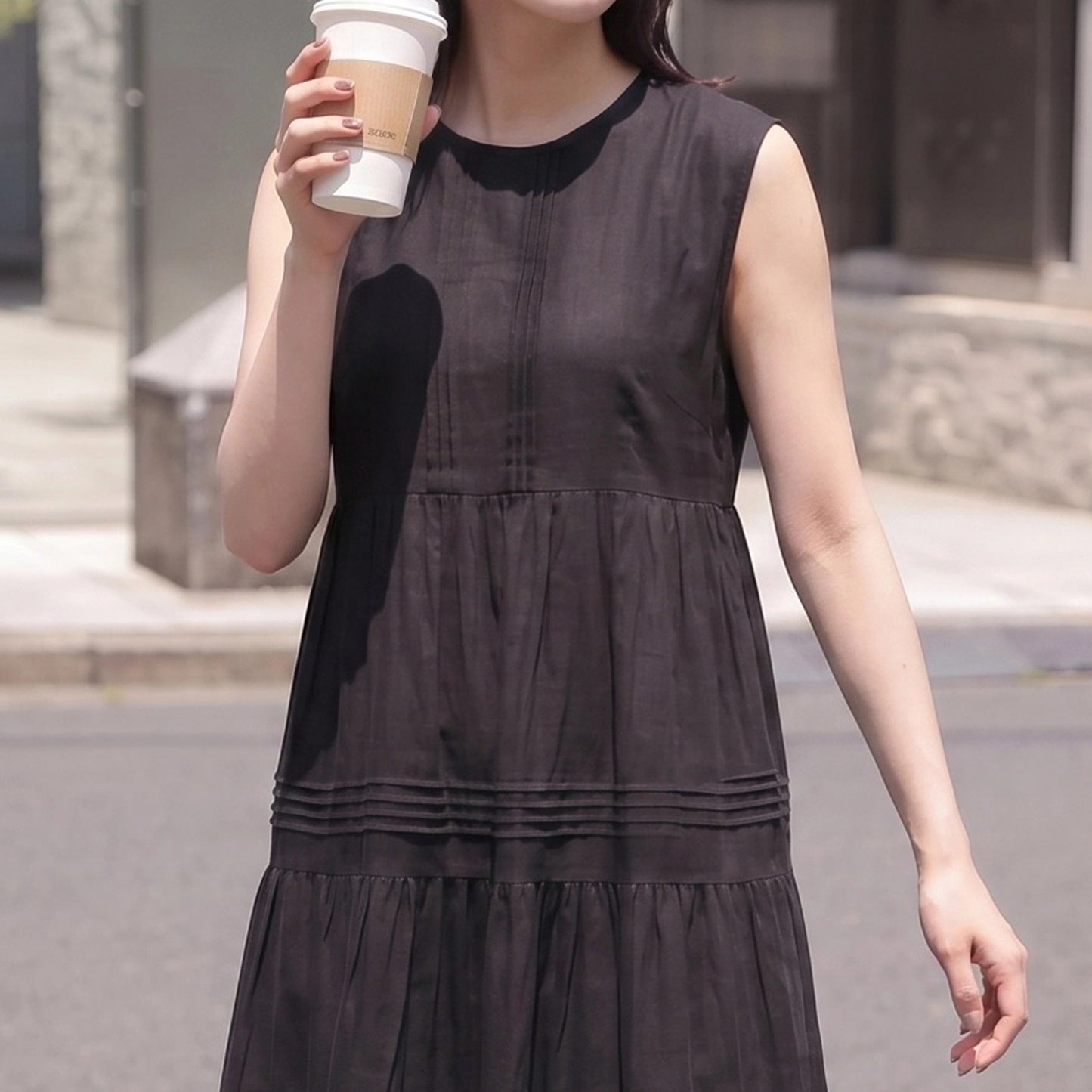 ノースリーブティアードワンピース