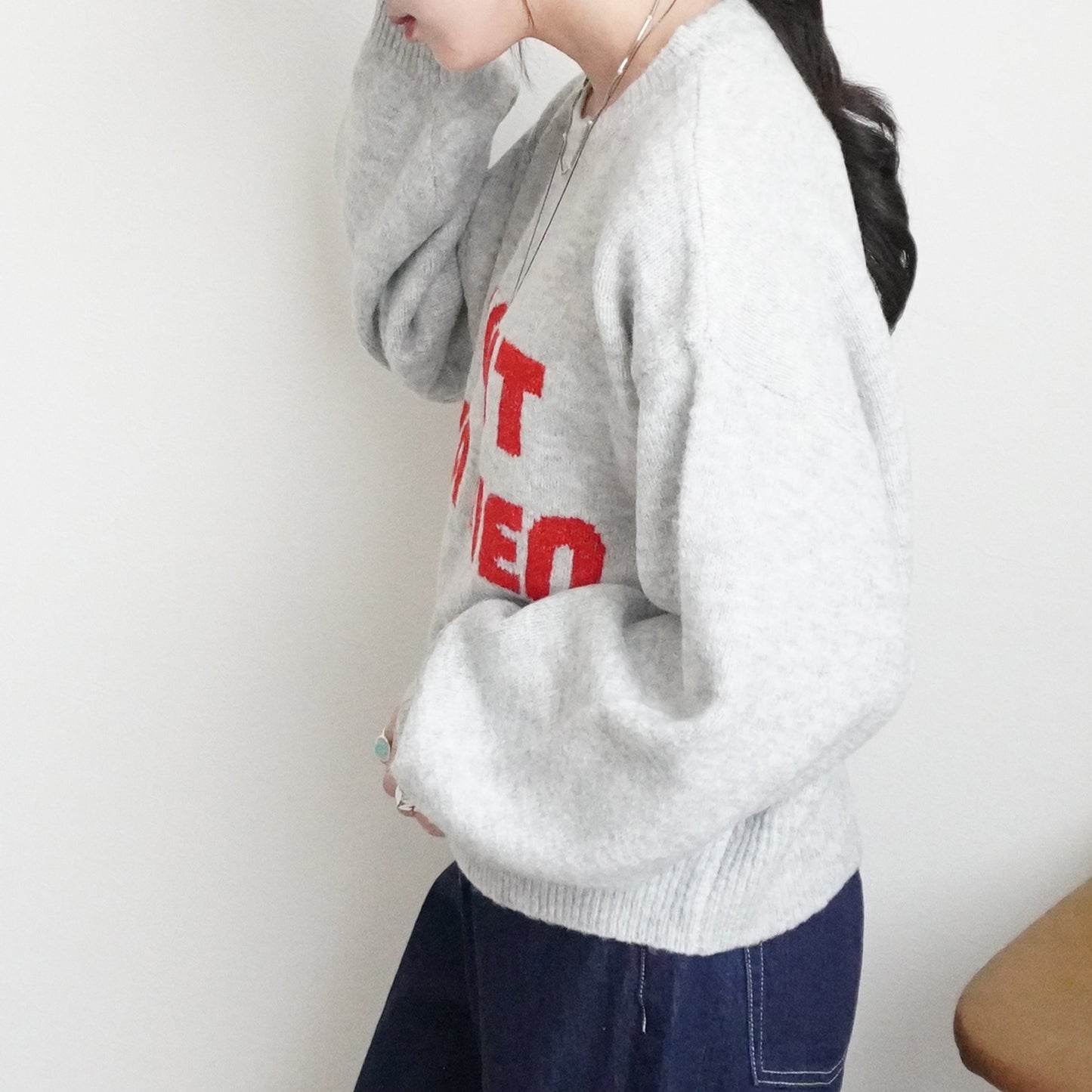 ふんわり起毛ロゴニットプルオーバー