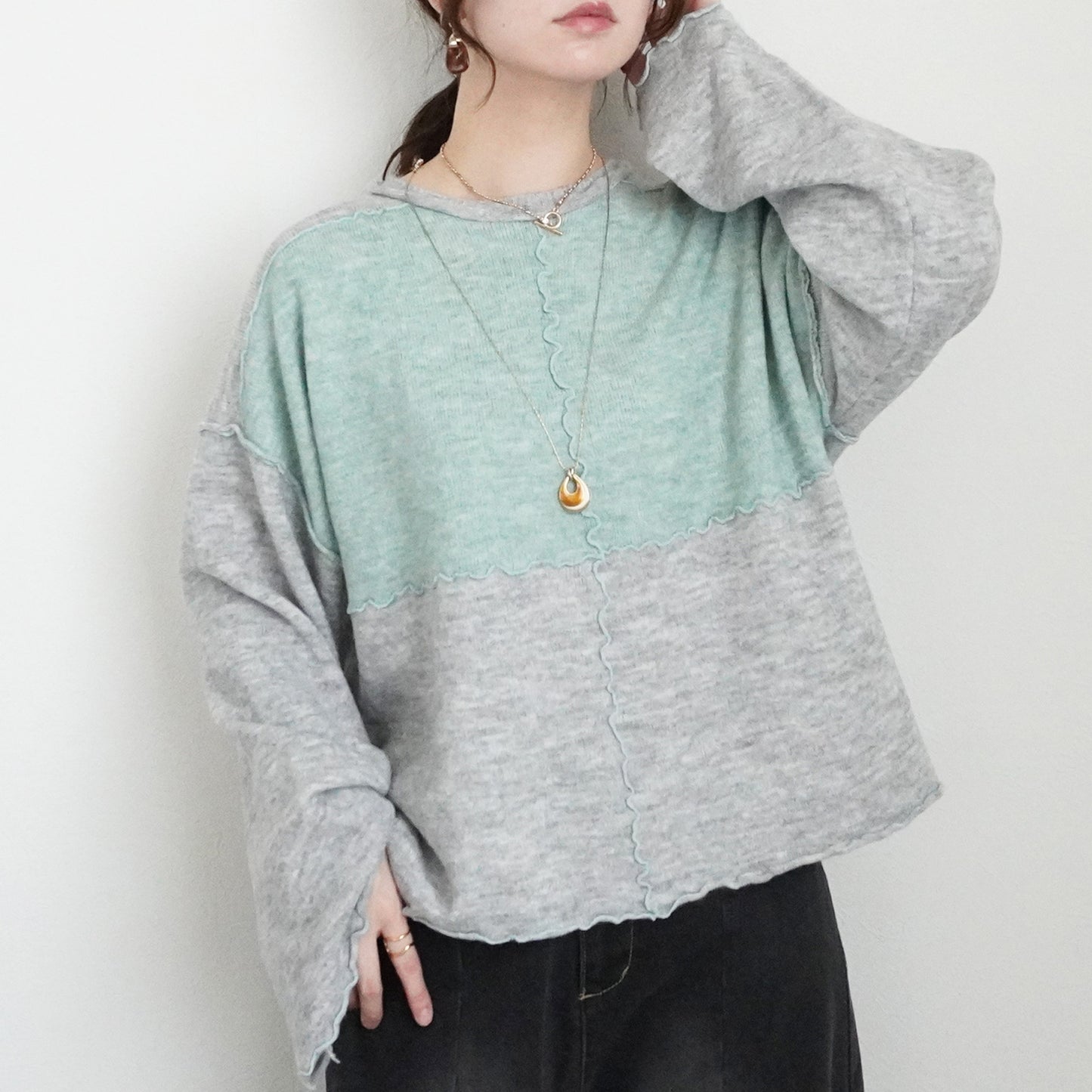 バイカラーメローニットプルオーバー