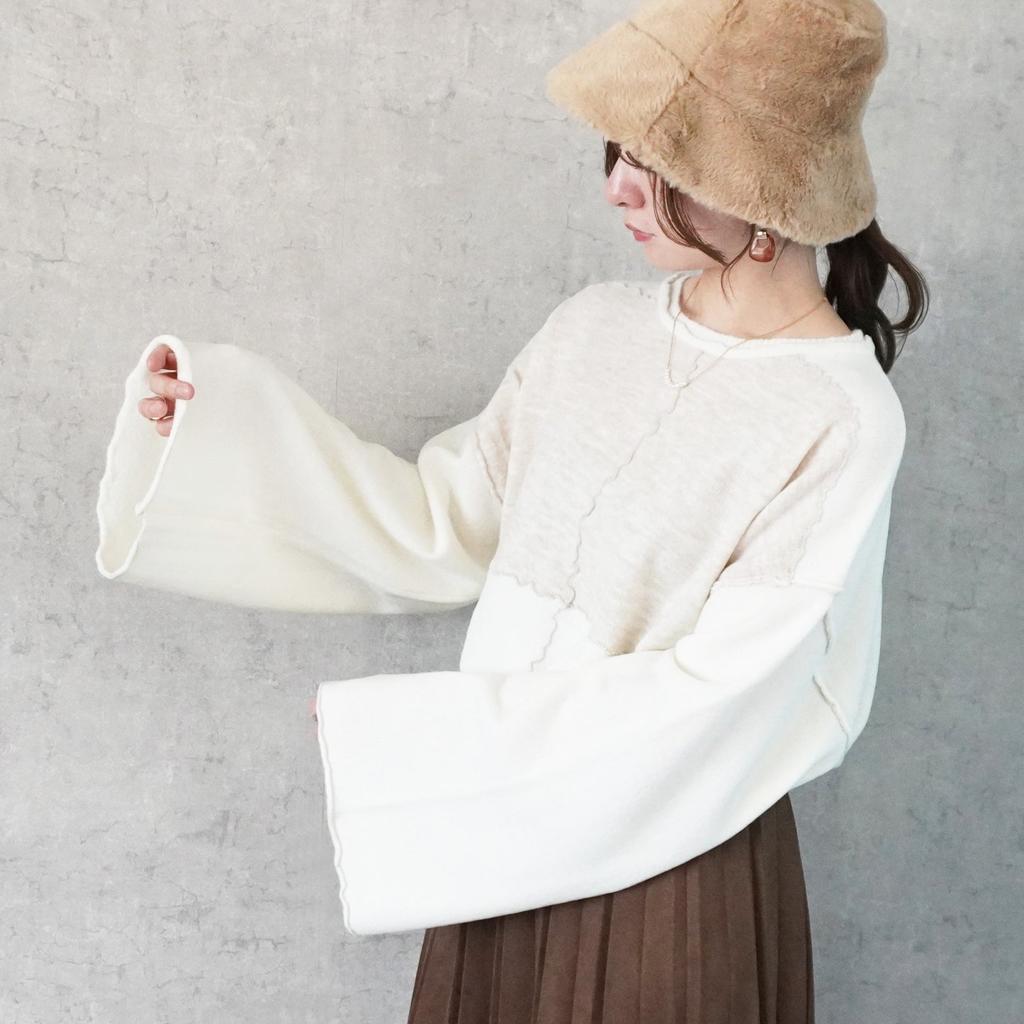 バイカラーメローニットプルオーバー