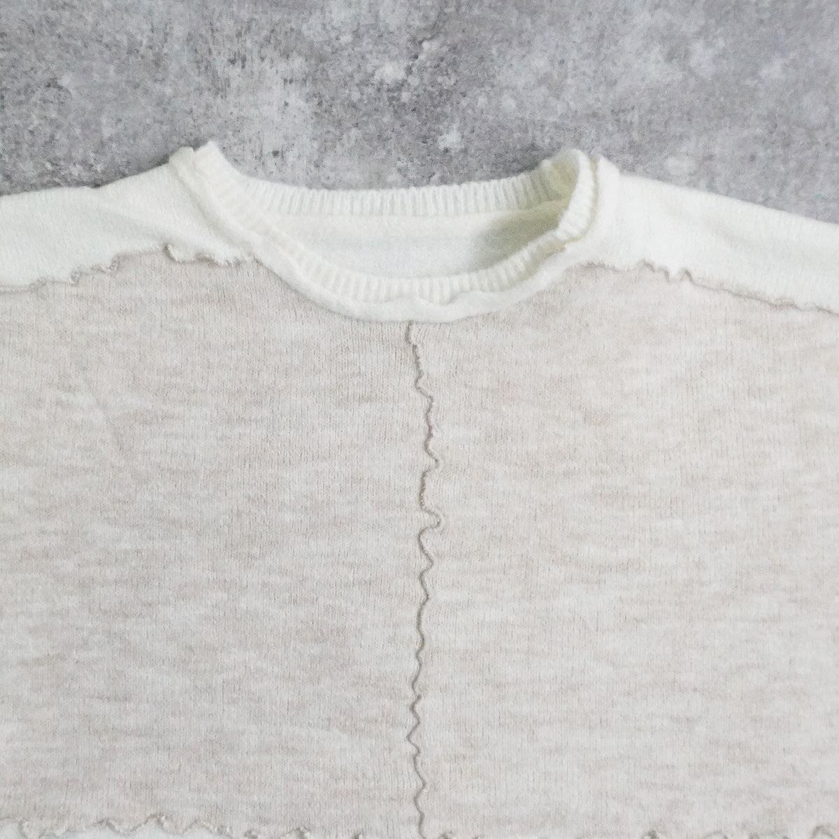 バイカラーメローニットプルオーバー