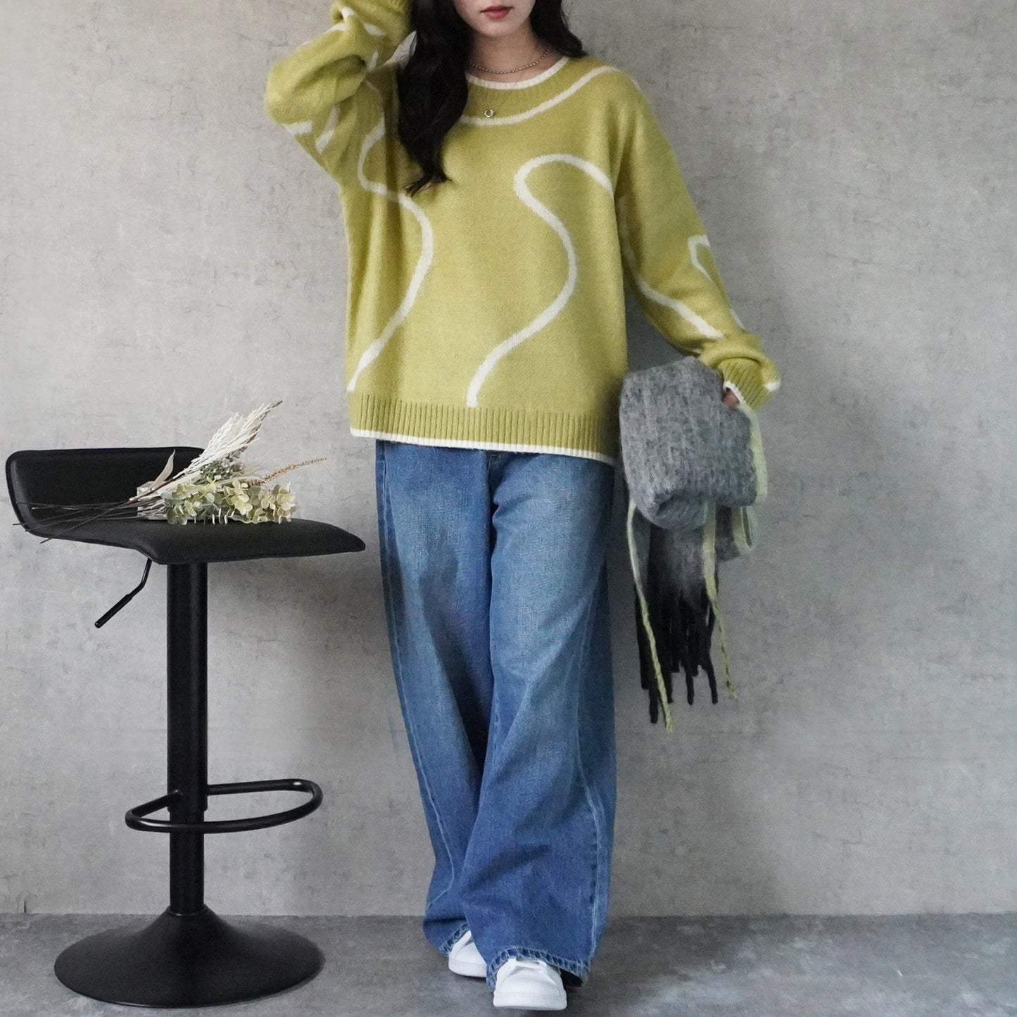 ニュアンスライン配色ニットプルオーバー