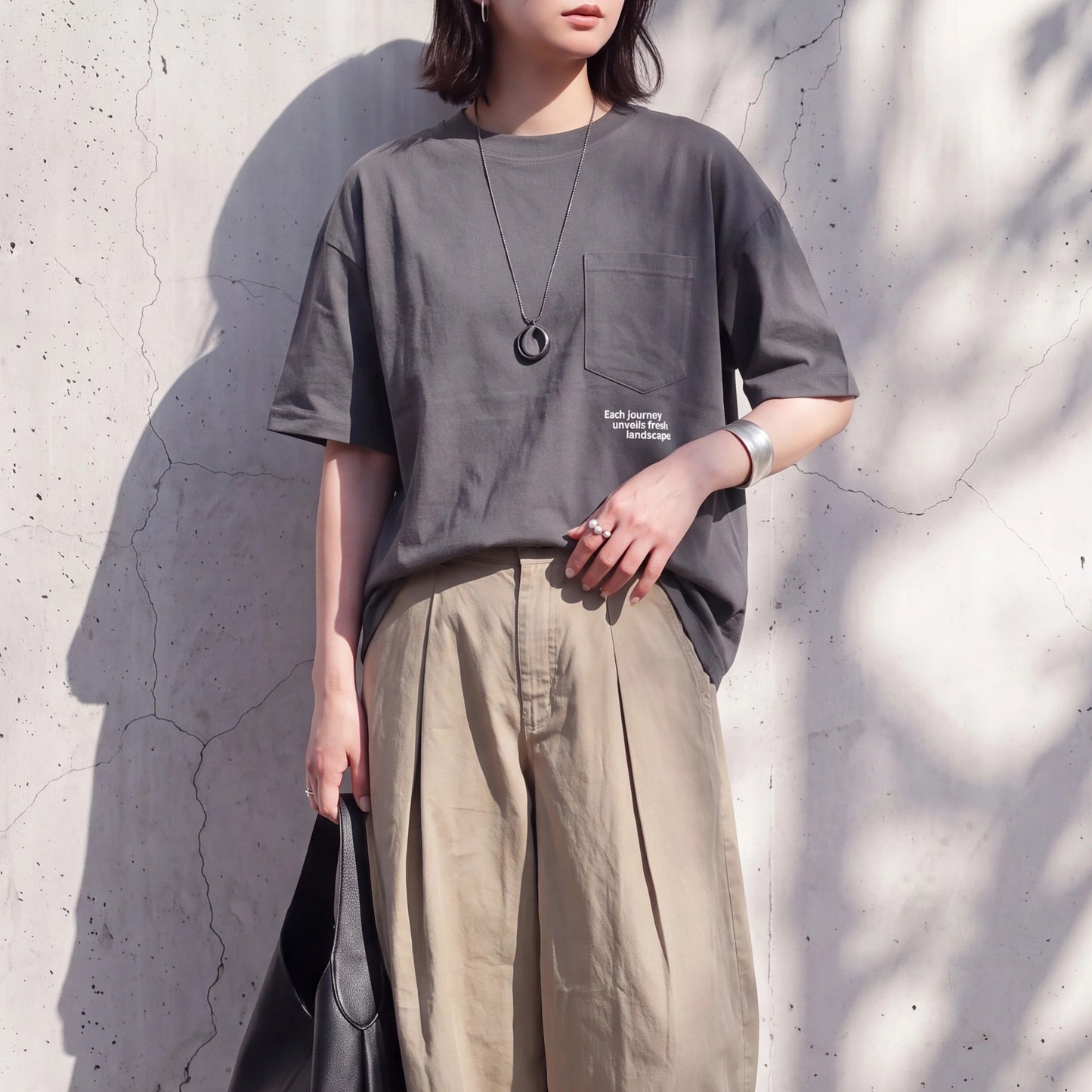 刺繍Tシャツ