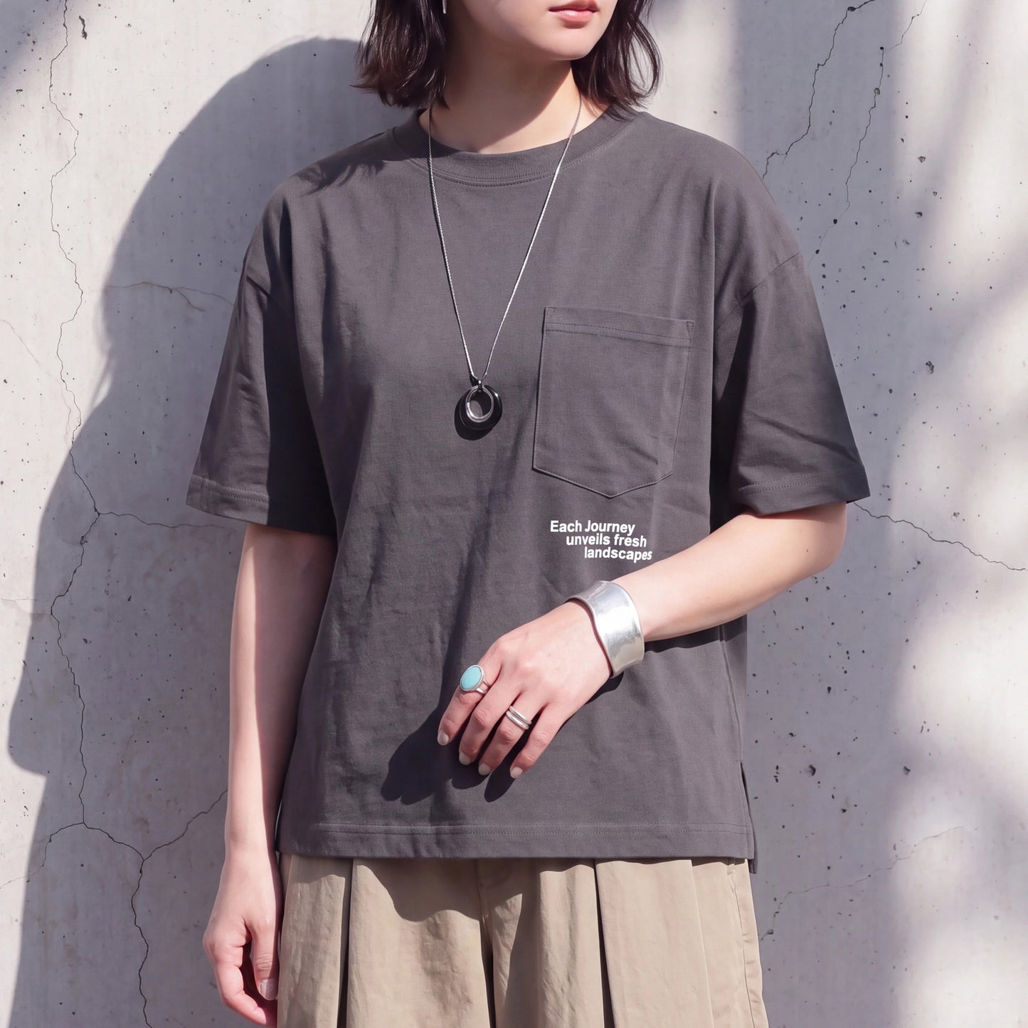 刺繍Tシャツ