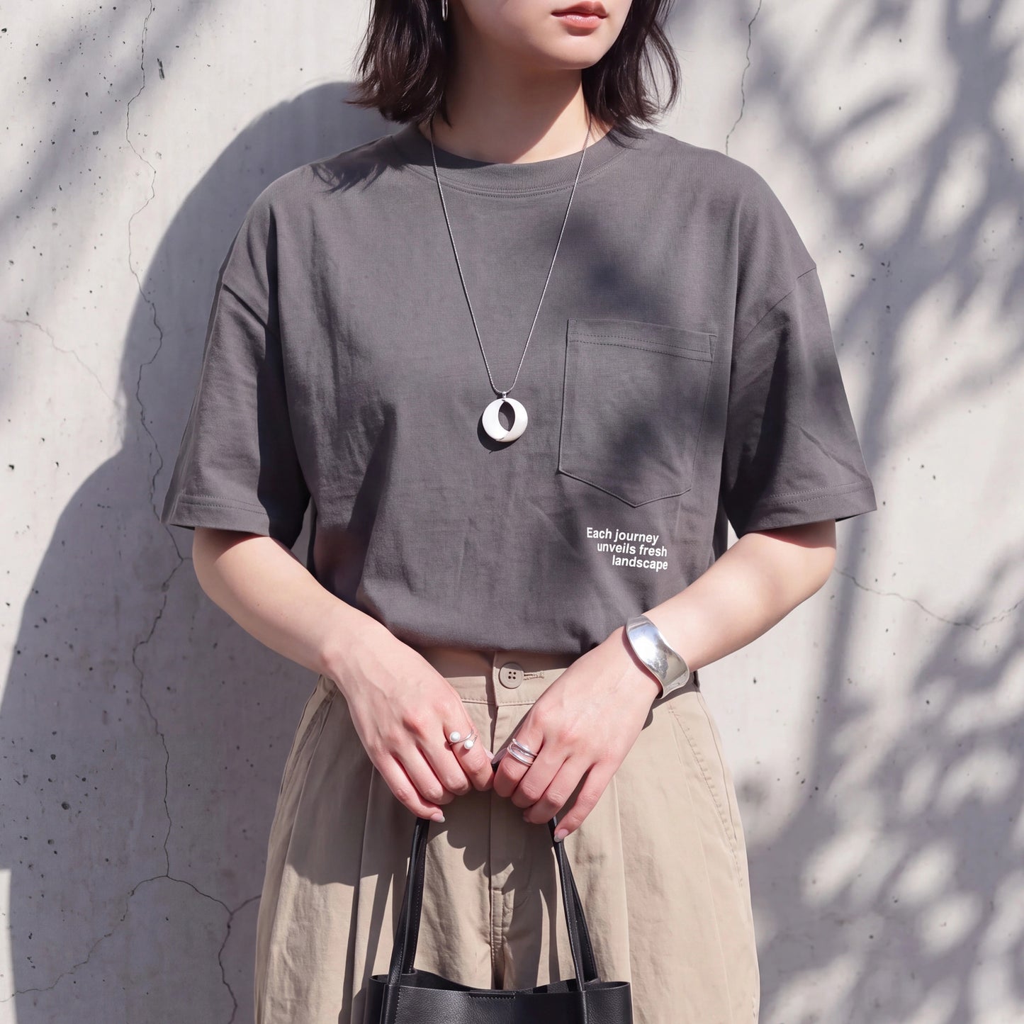 刺繍Tシャツ