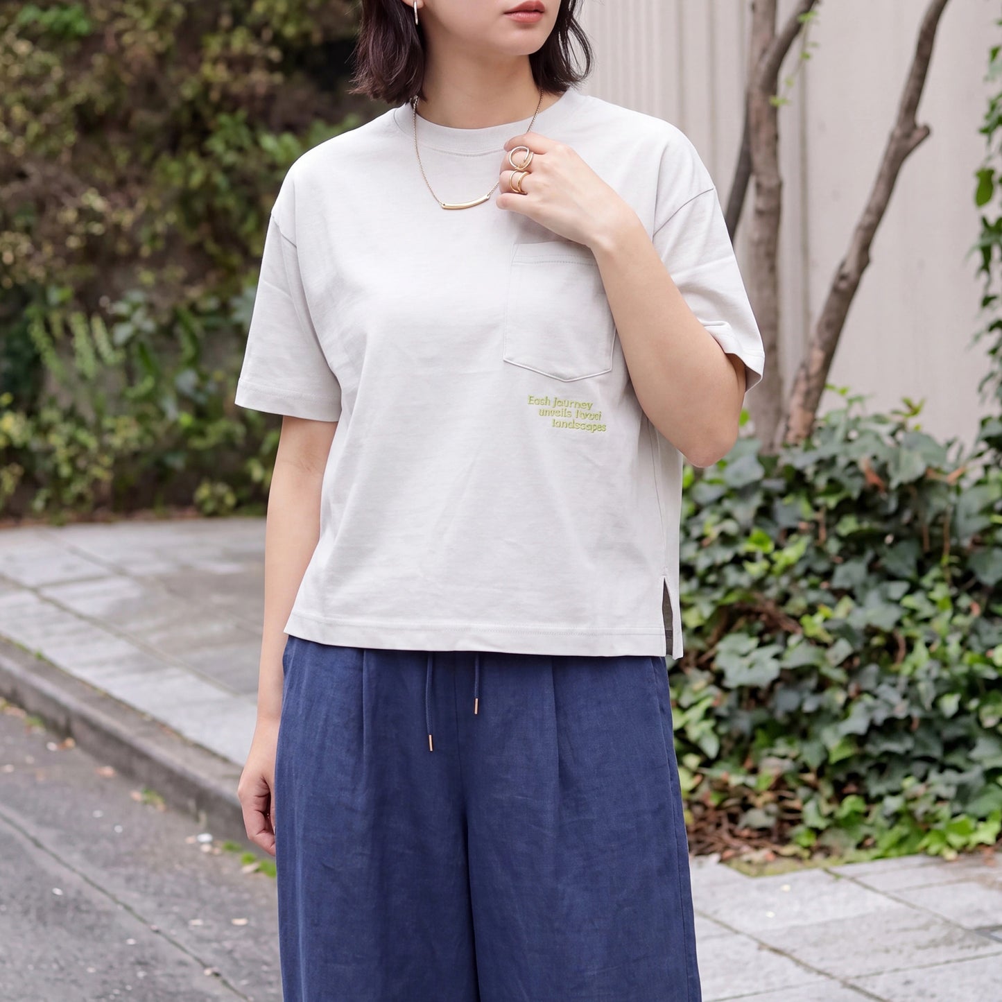 刺繍Tシャツ