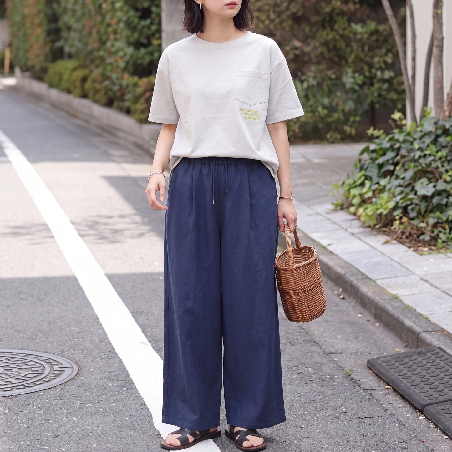 刺繍Tシャツ