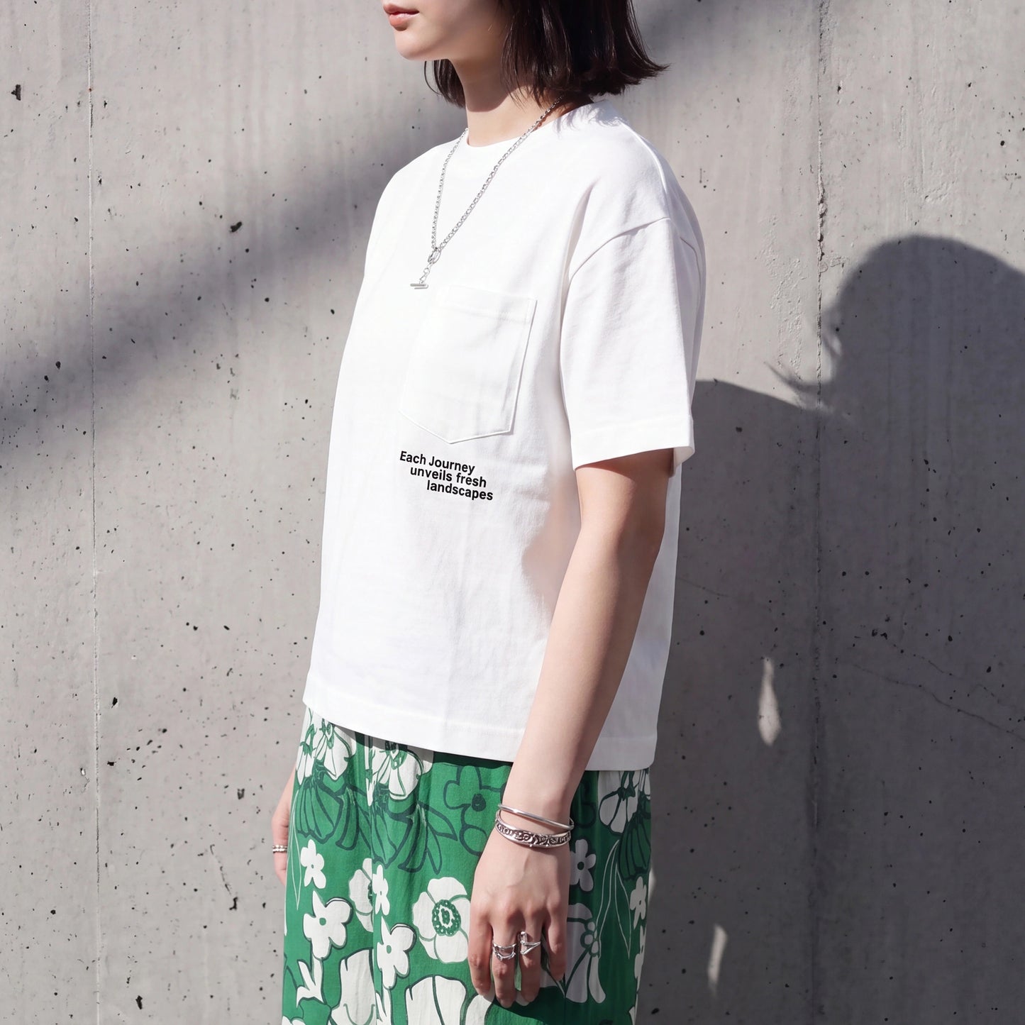 刺繍Tシャツ