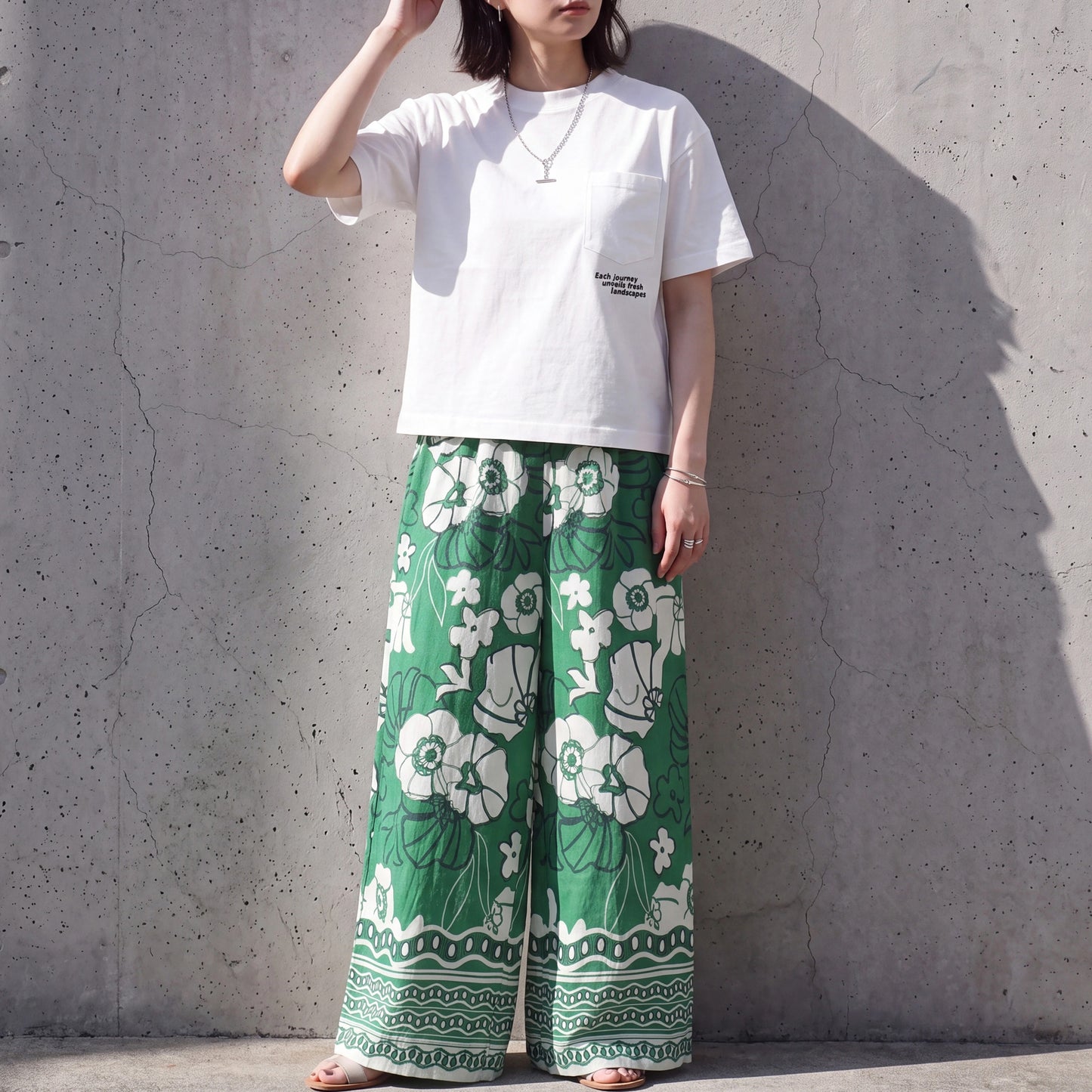 刺繍Tシャツ