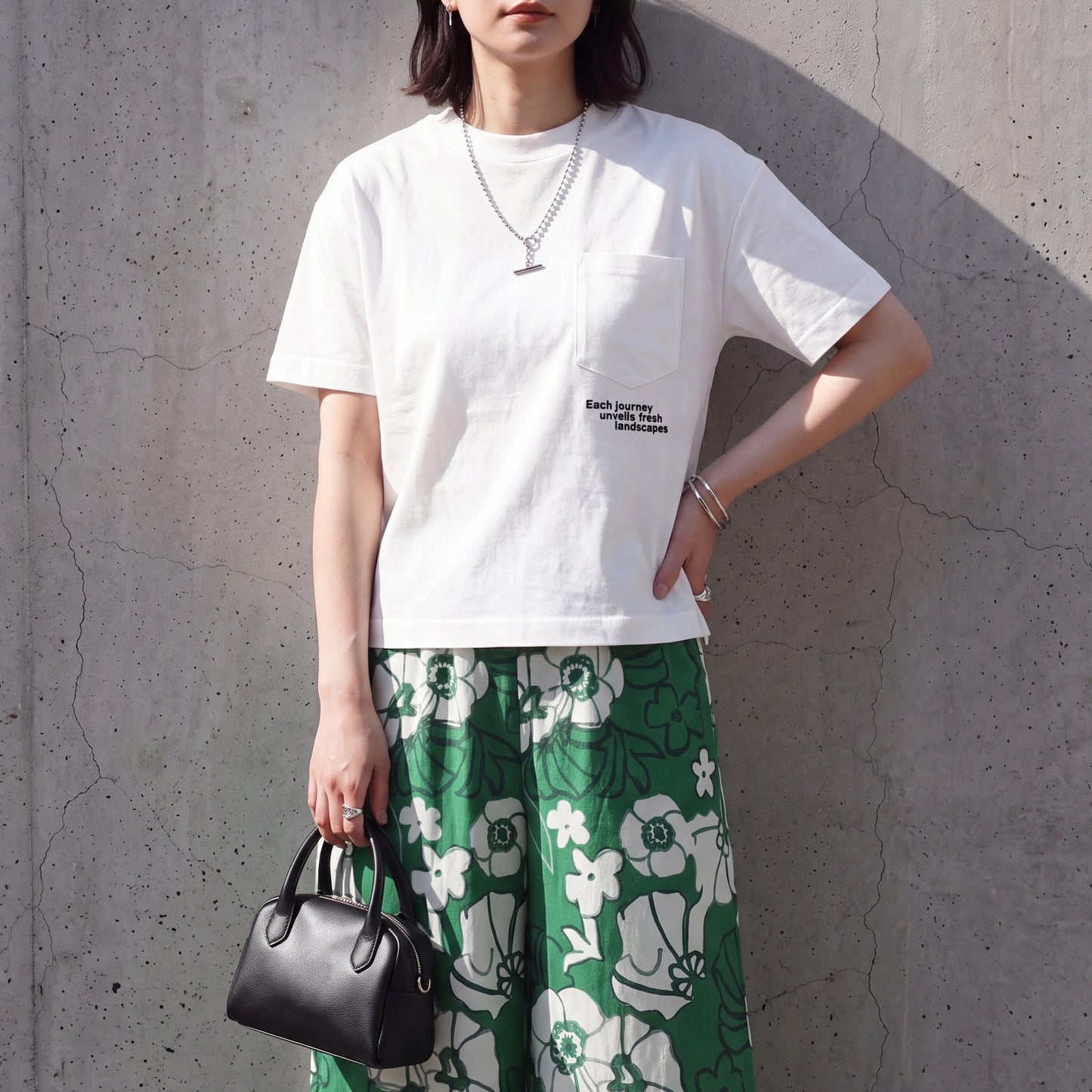 刺繍Tシャツ