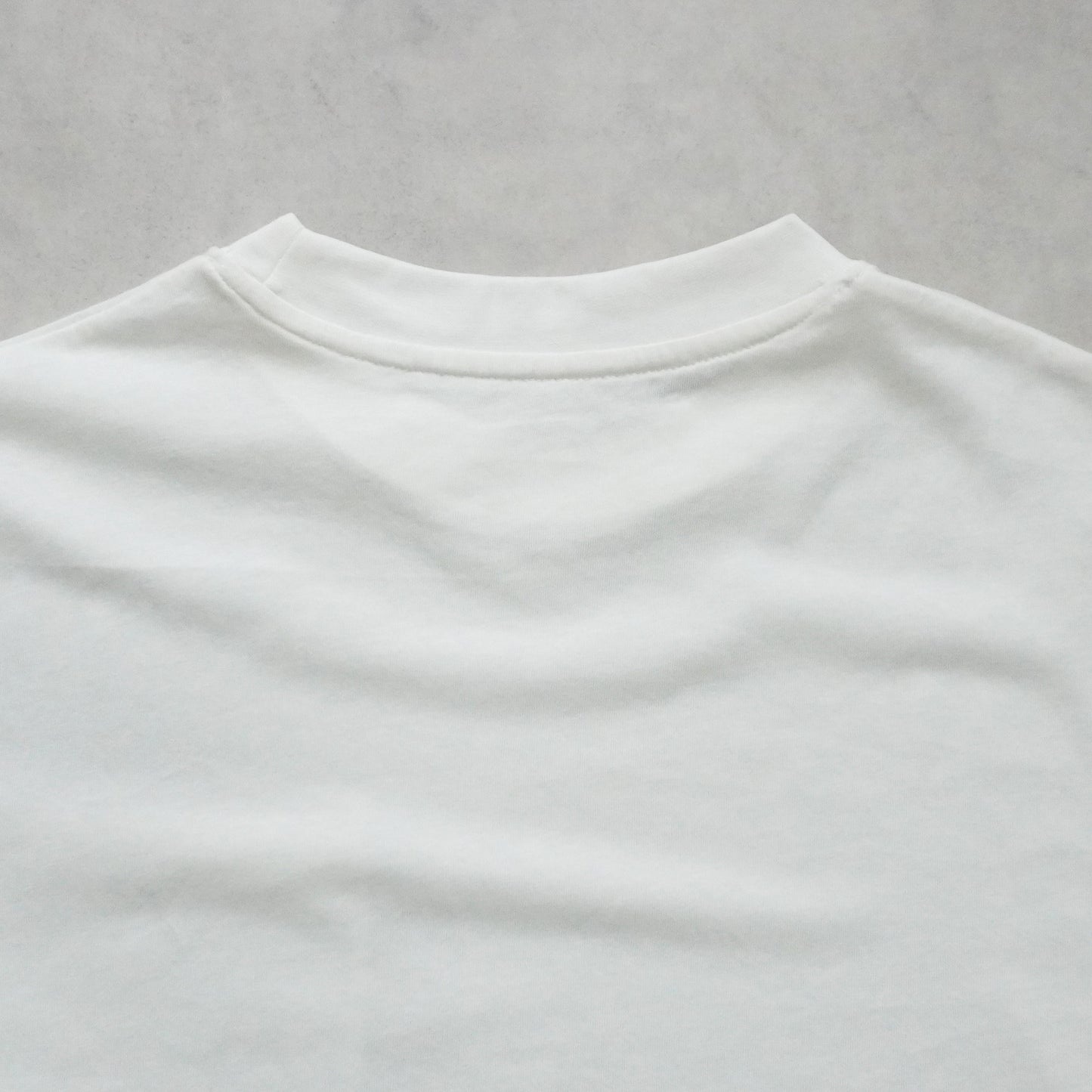 刺繍Tシャツ