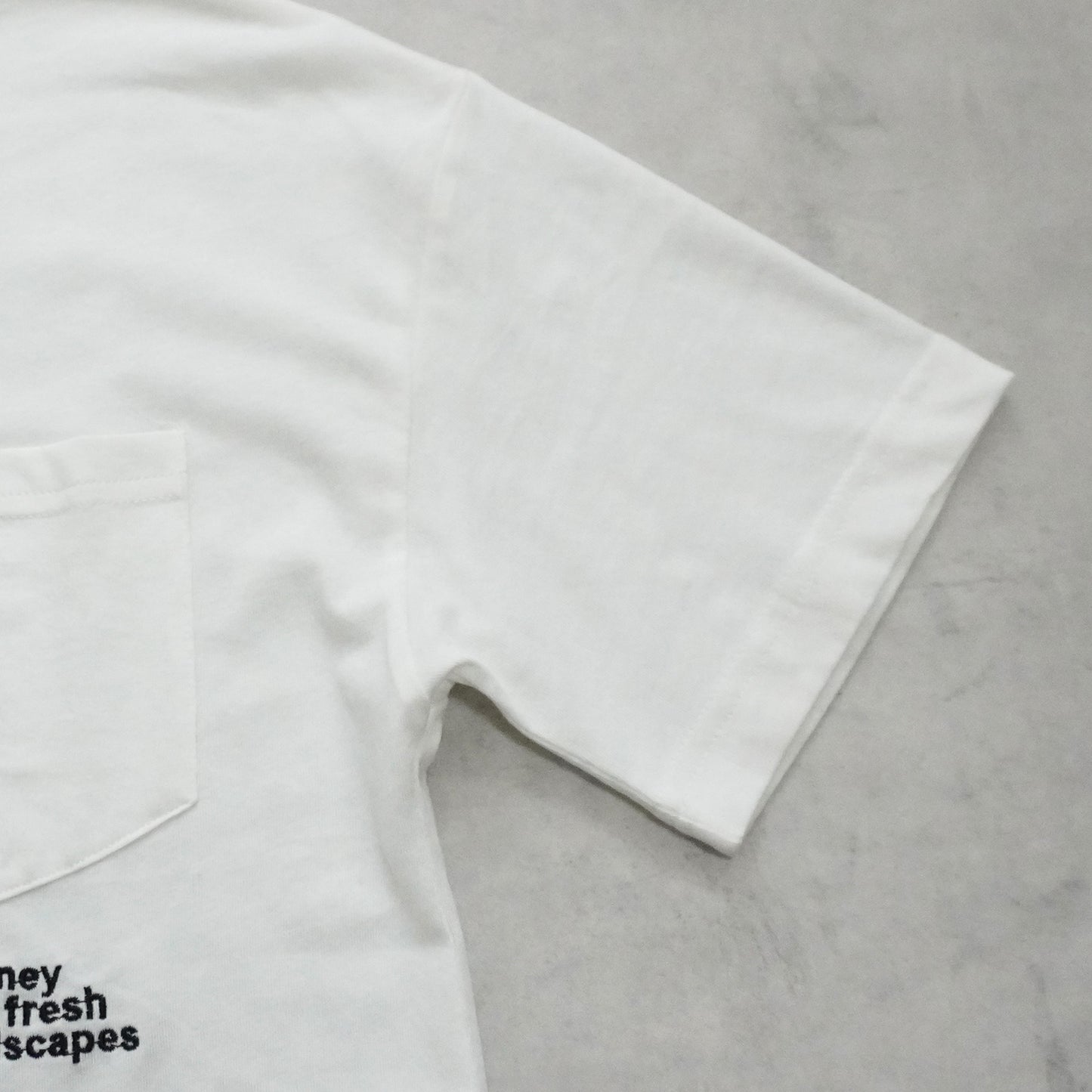 刺繍Tシャツ
