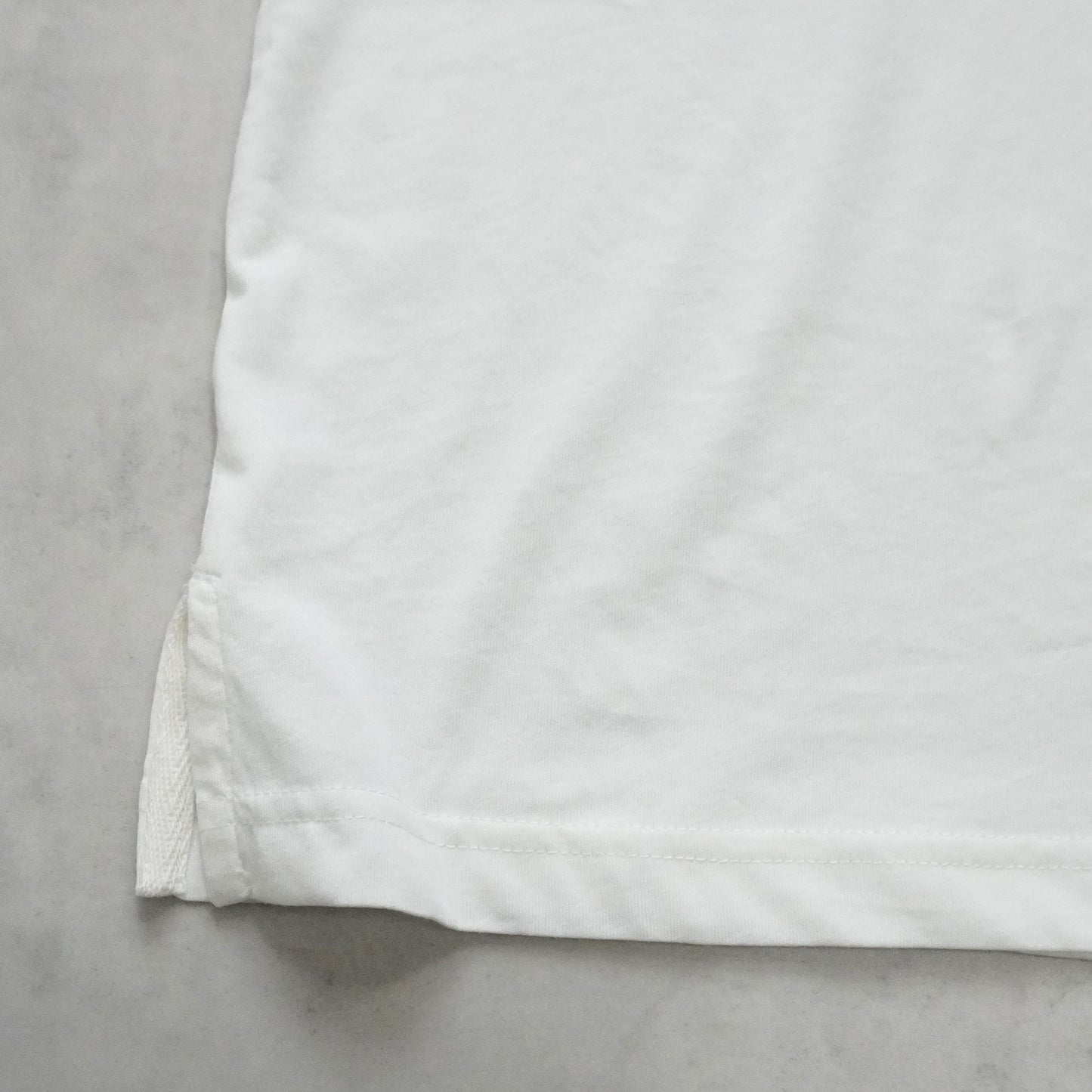 刺繍Tシャツ