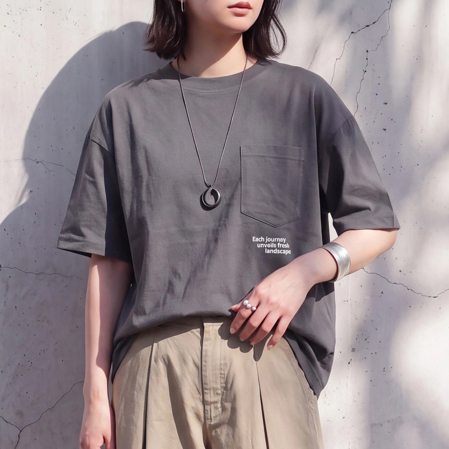 刺繍Tシャツ