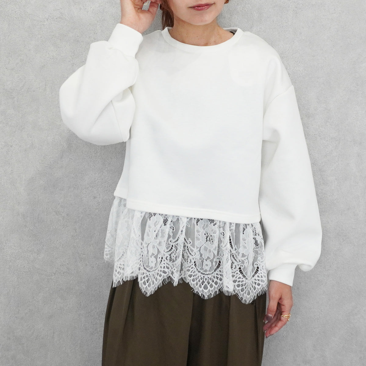 異素材裾レースダンボールプルオーバー【予約】