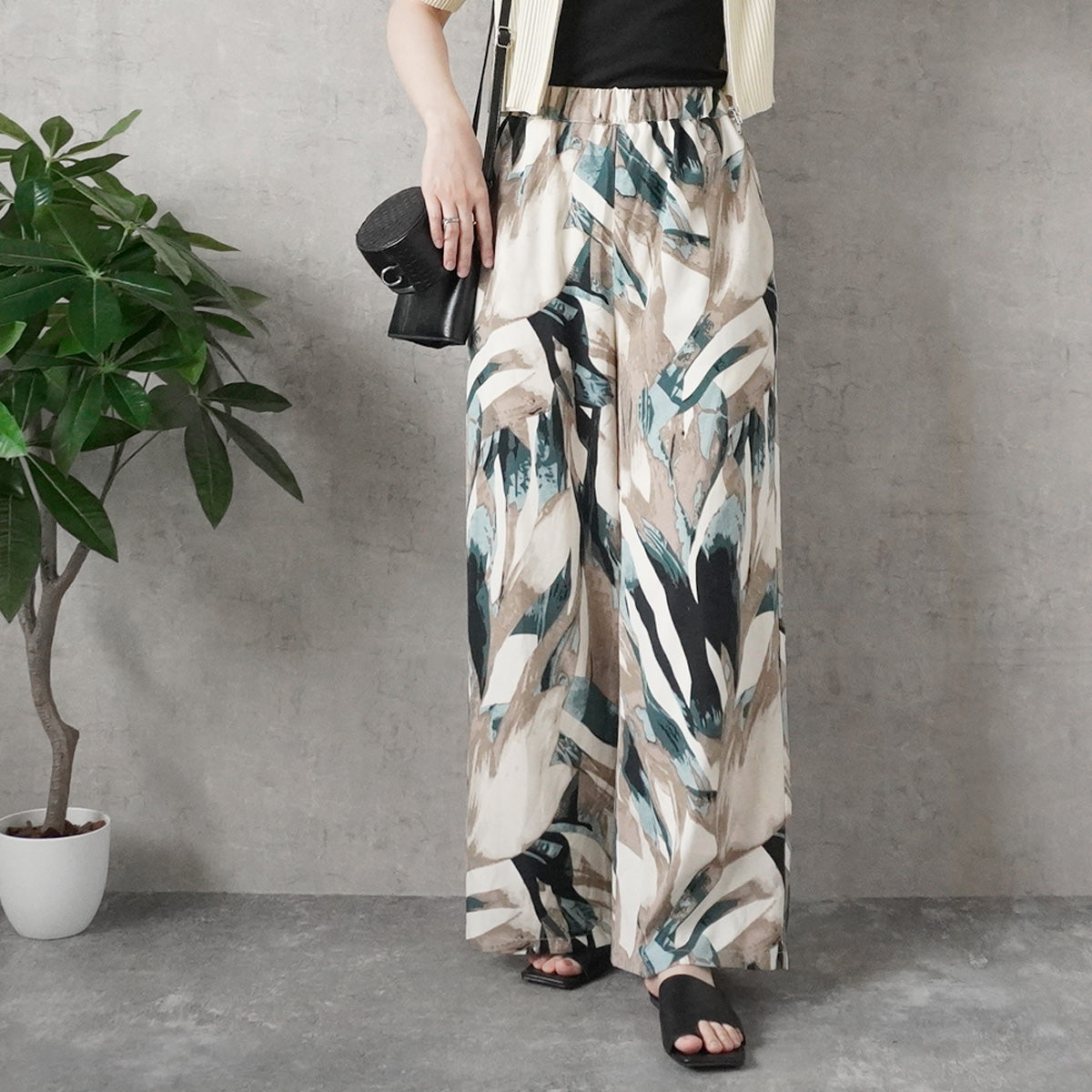 多色プリントワイドパンツ