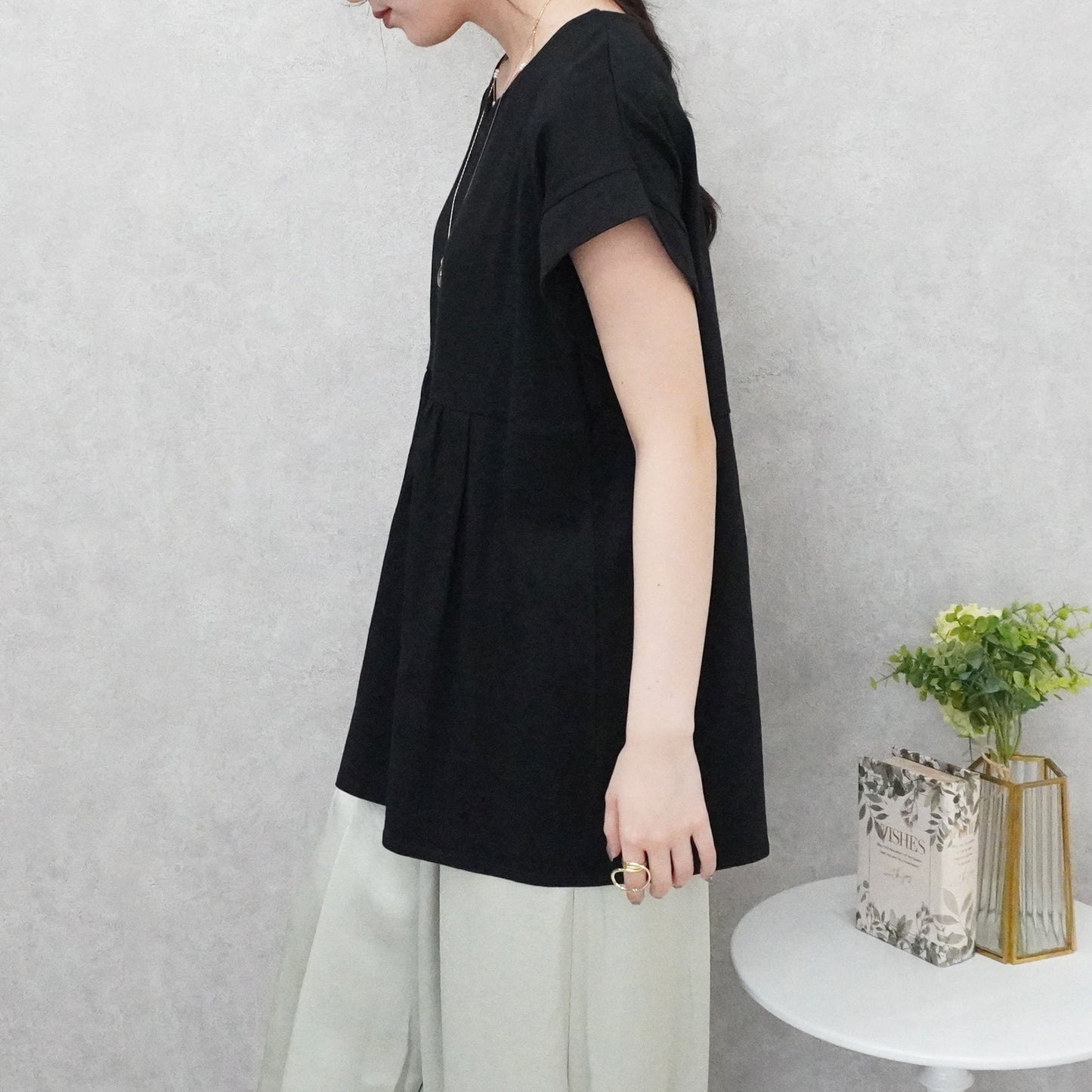 ミニVネックペプラムフレンチTシャツ【一部予約】