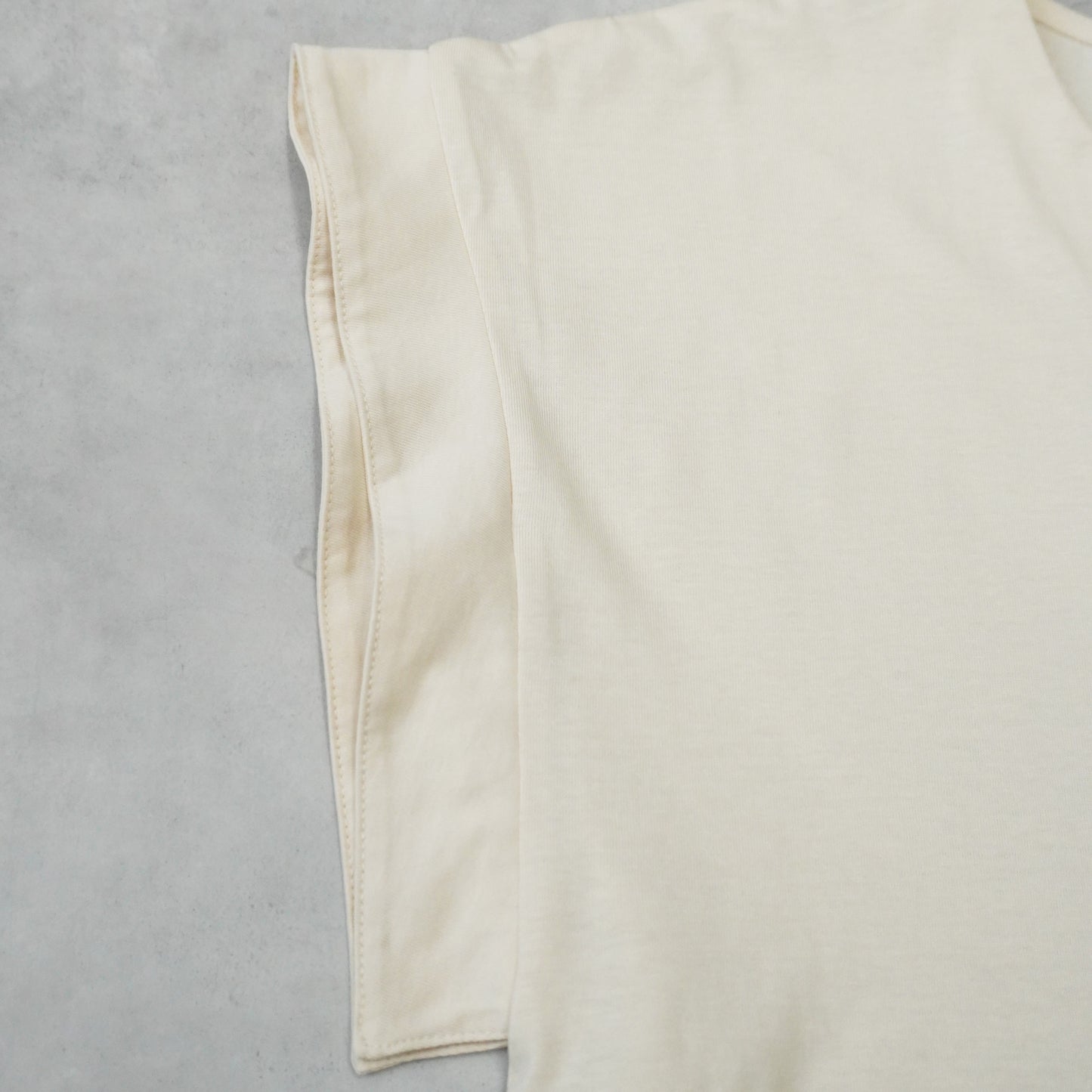 ミニVネックペプラムフレンチTシャツ【一部予約】