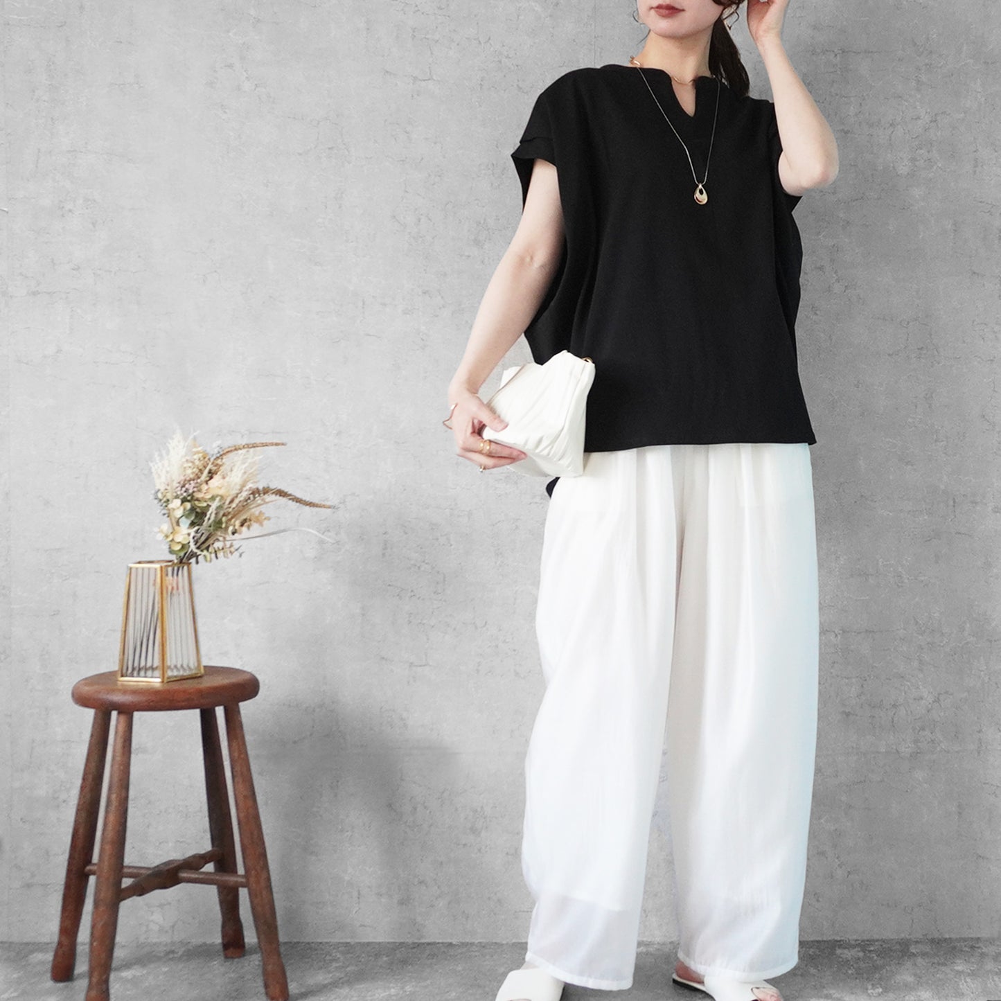 天竺キーネックフレンチスリーブTシャツ