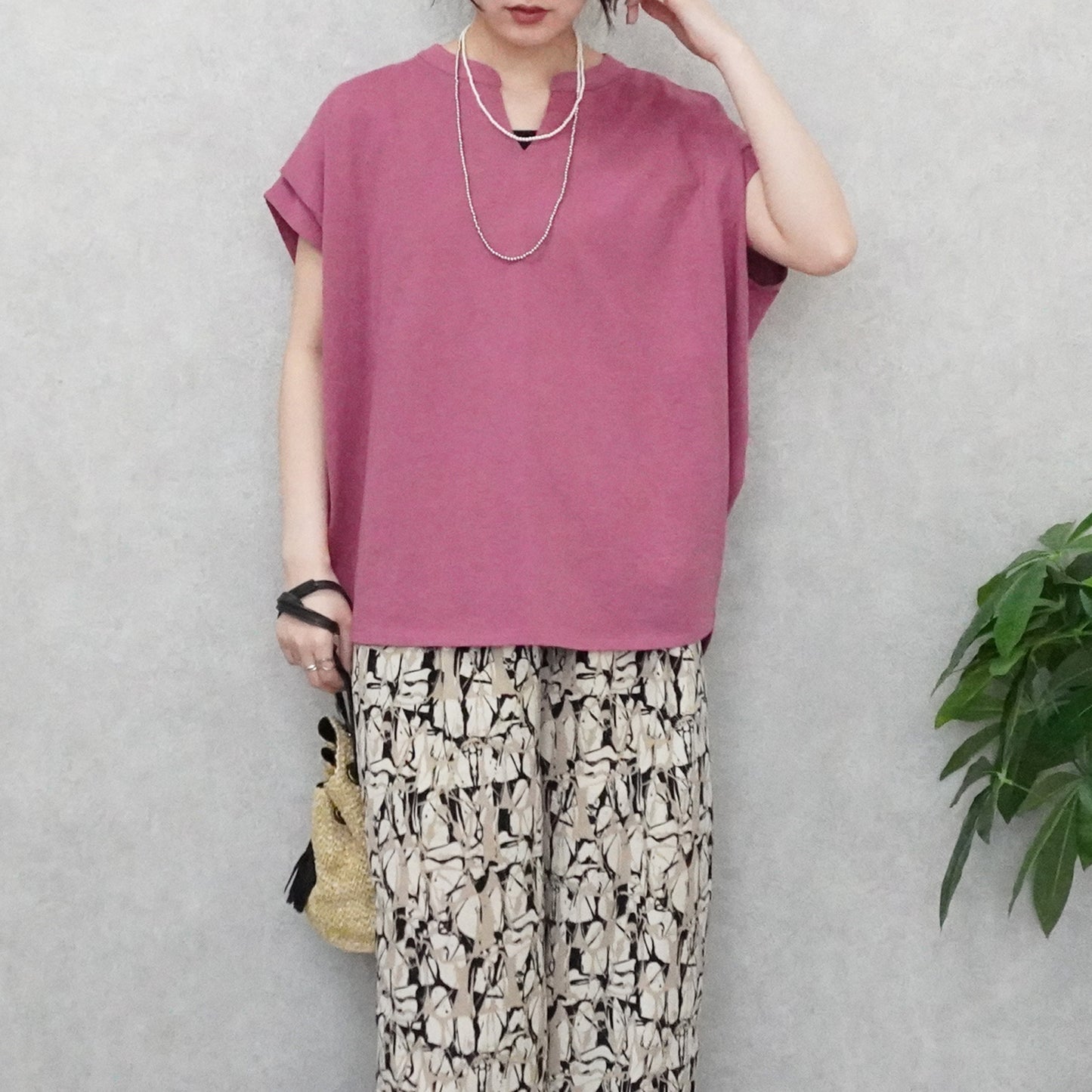 天竺キーネックフレンチスリーブTシャツ