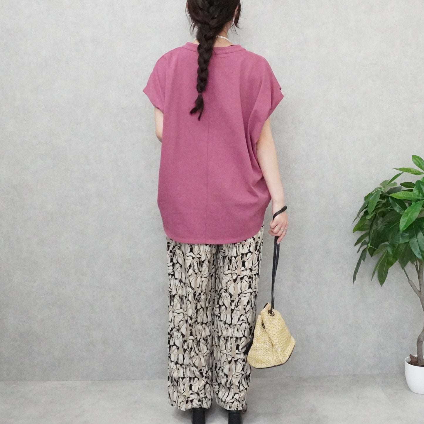 天竺キーネックフレンチスリーブTシャツ