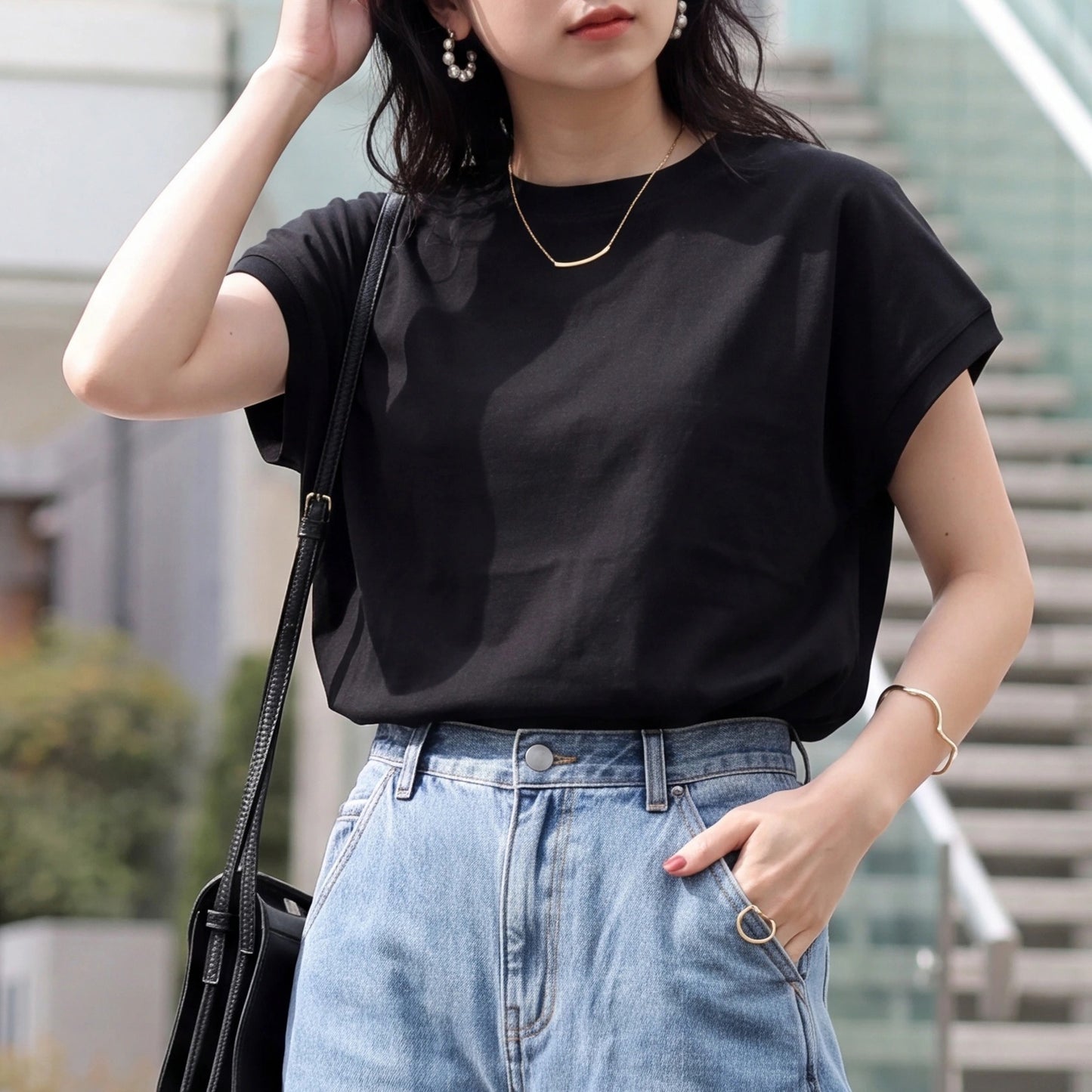 接触冷感フレンチフレアTシャツ
