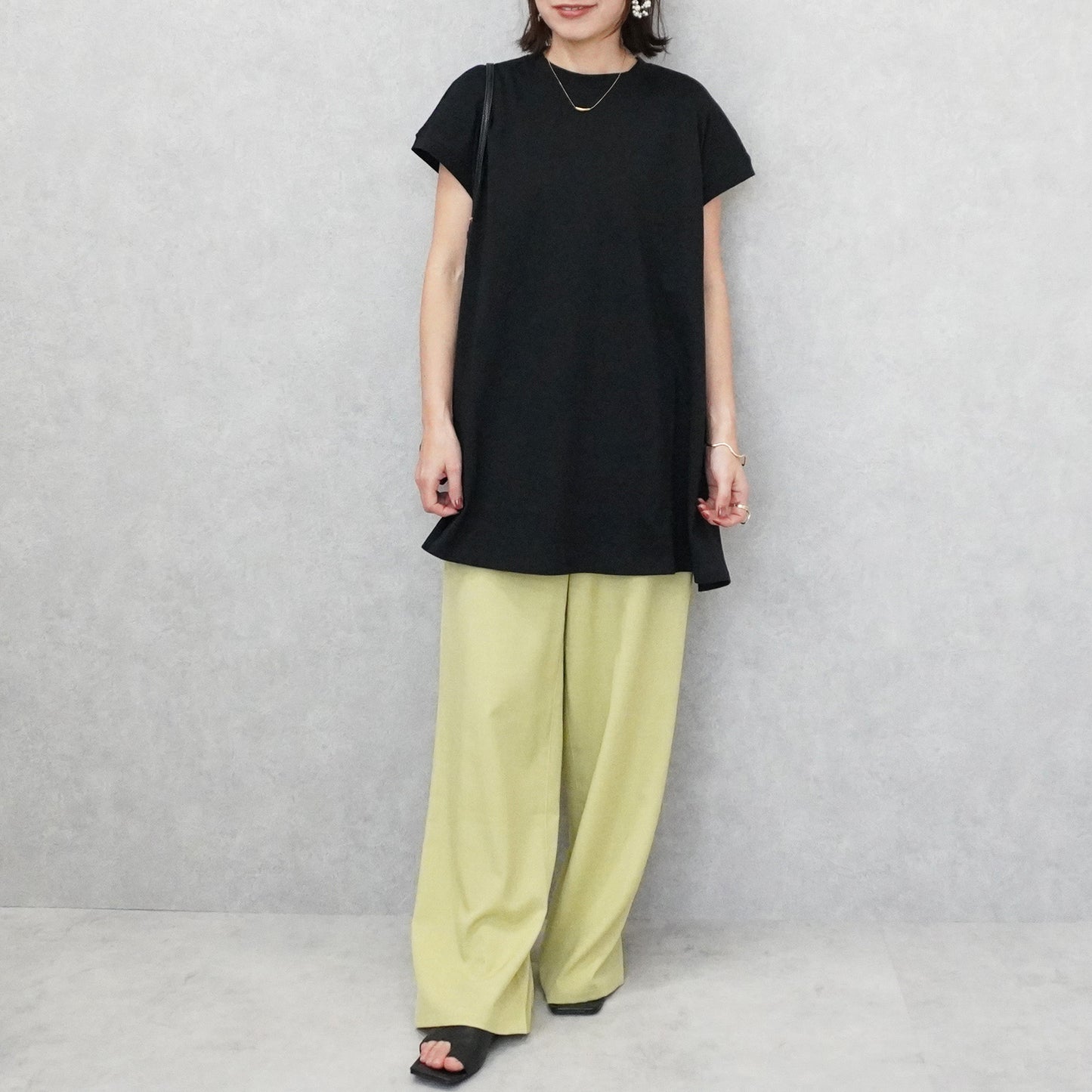接触冷感フレンチフレアTシャツ