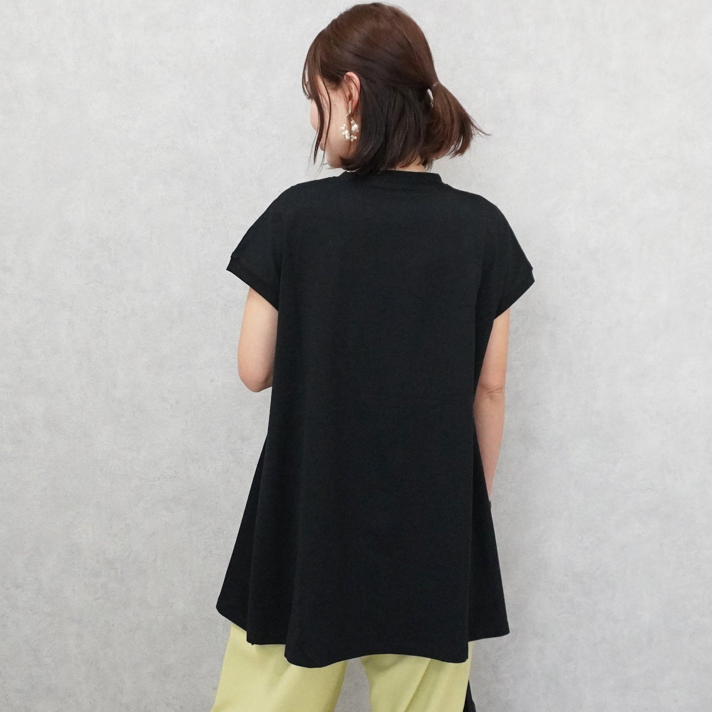 接触冷感フレンチフレアTシャツ