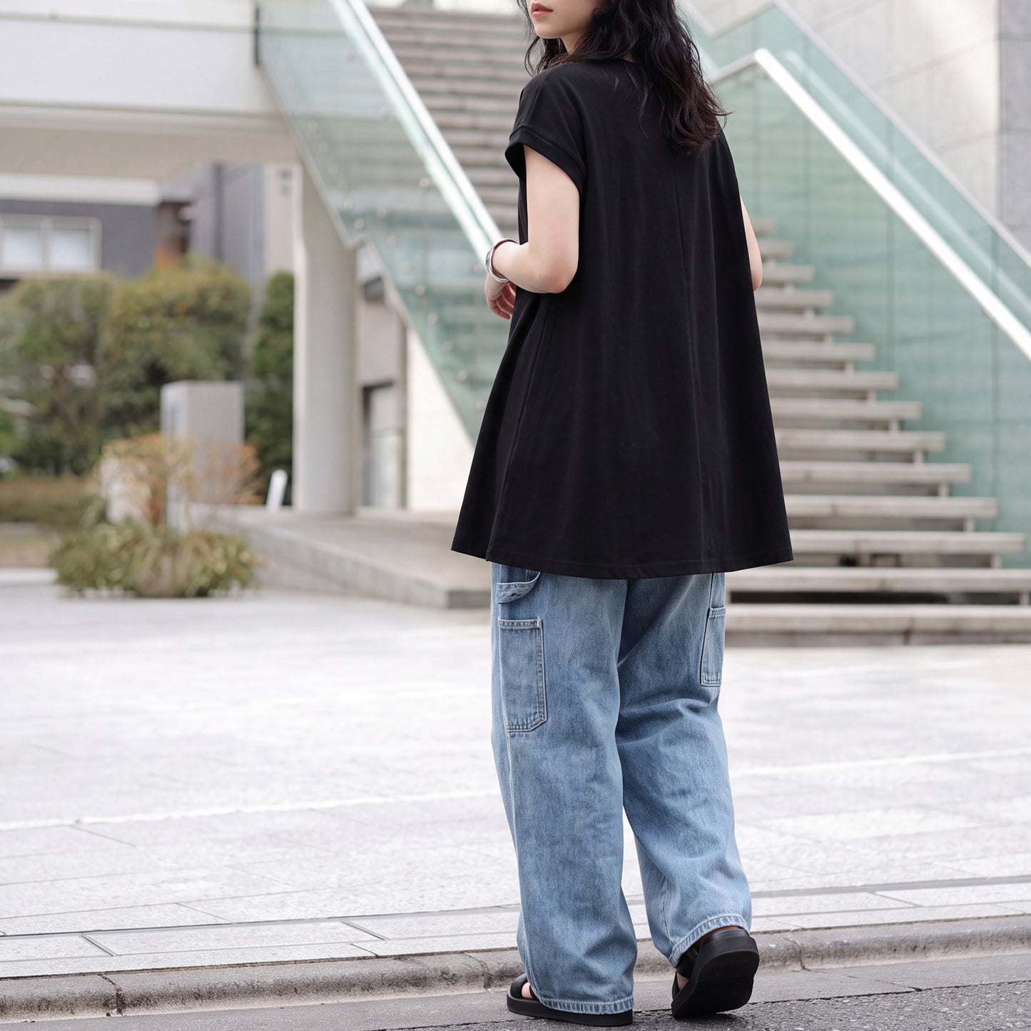 接触冷感フレンチフレアTシャツ