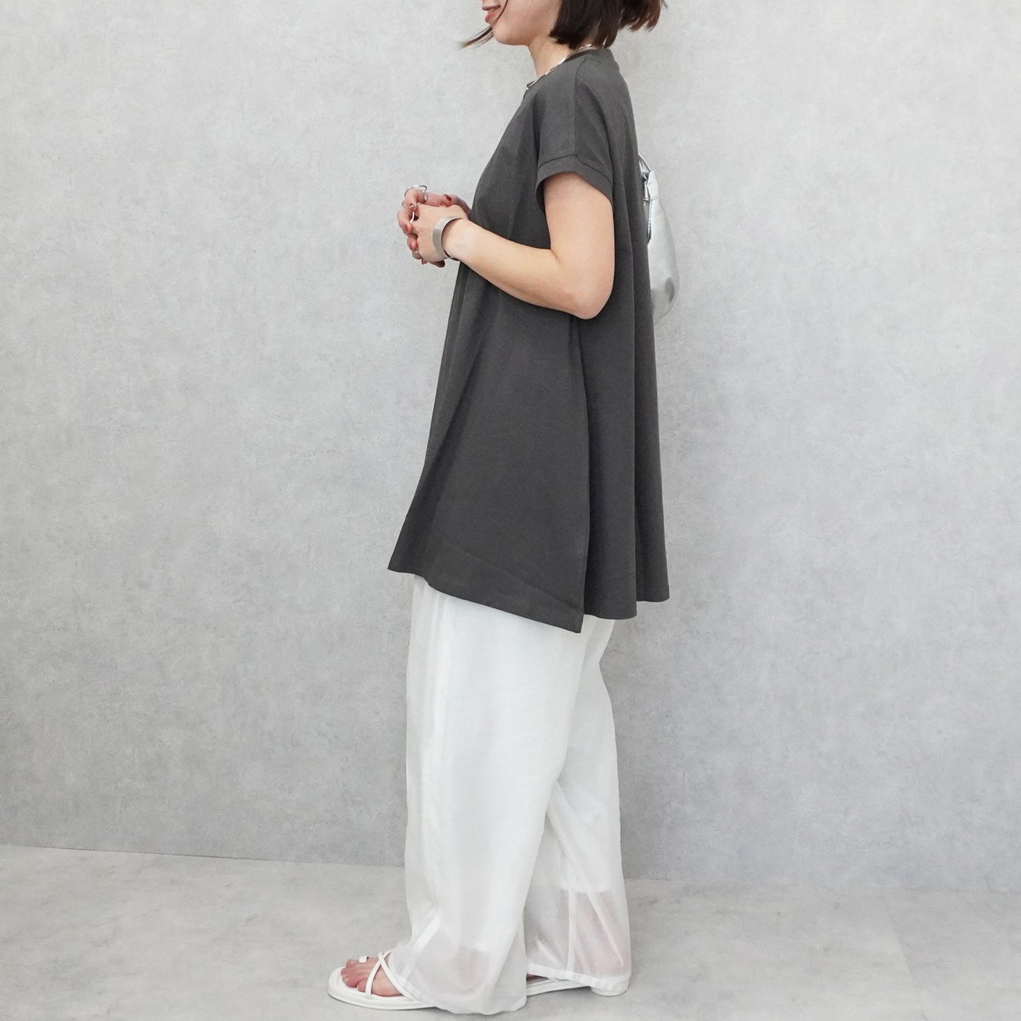 接触冷感フレンチフレアTシャツ