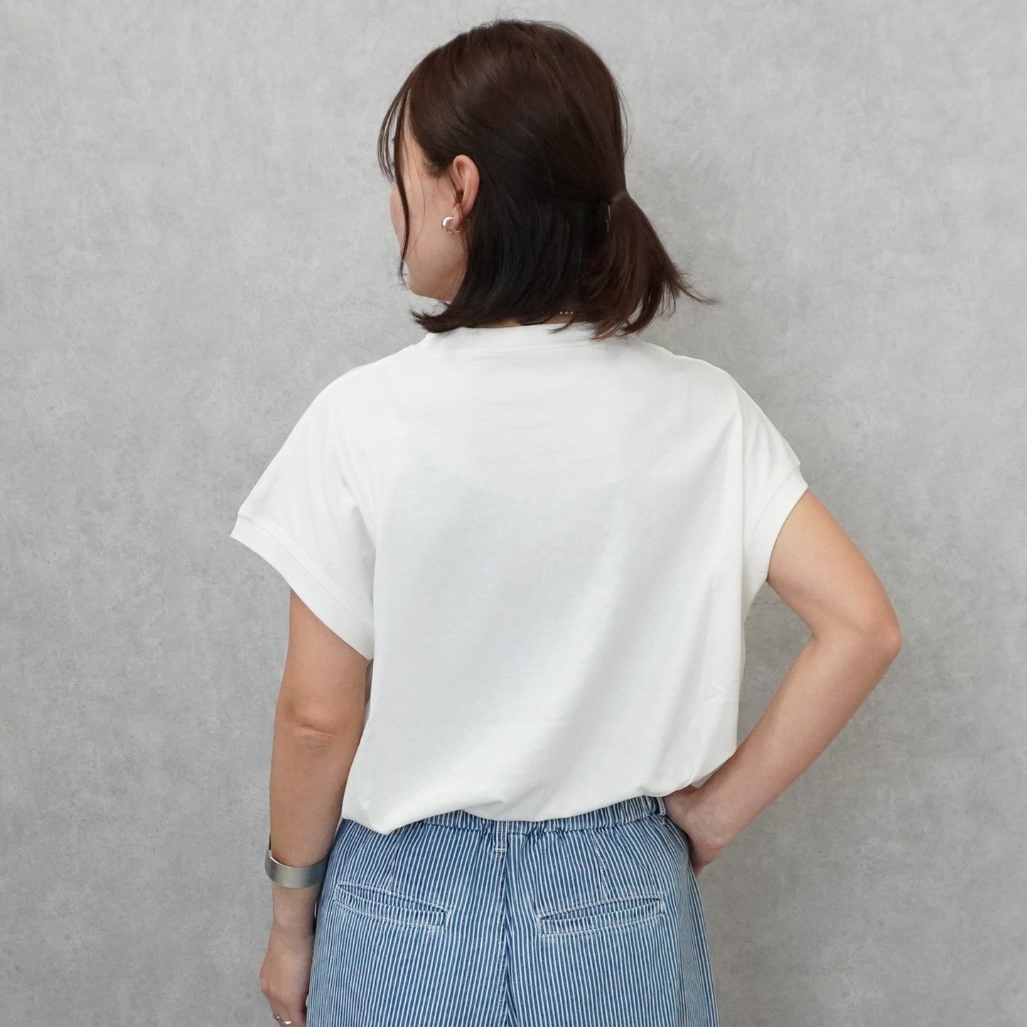 接触冷感フレンチフレアTシャツ