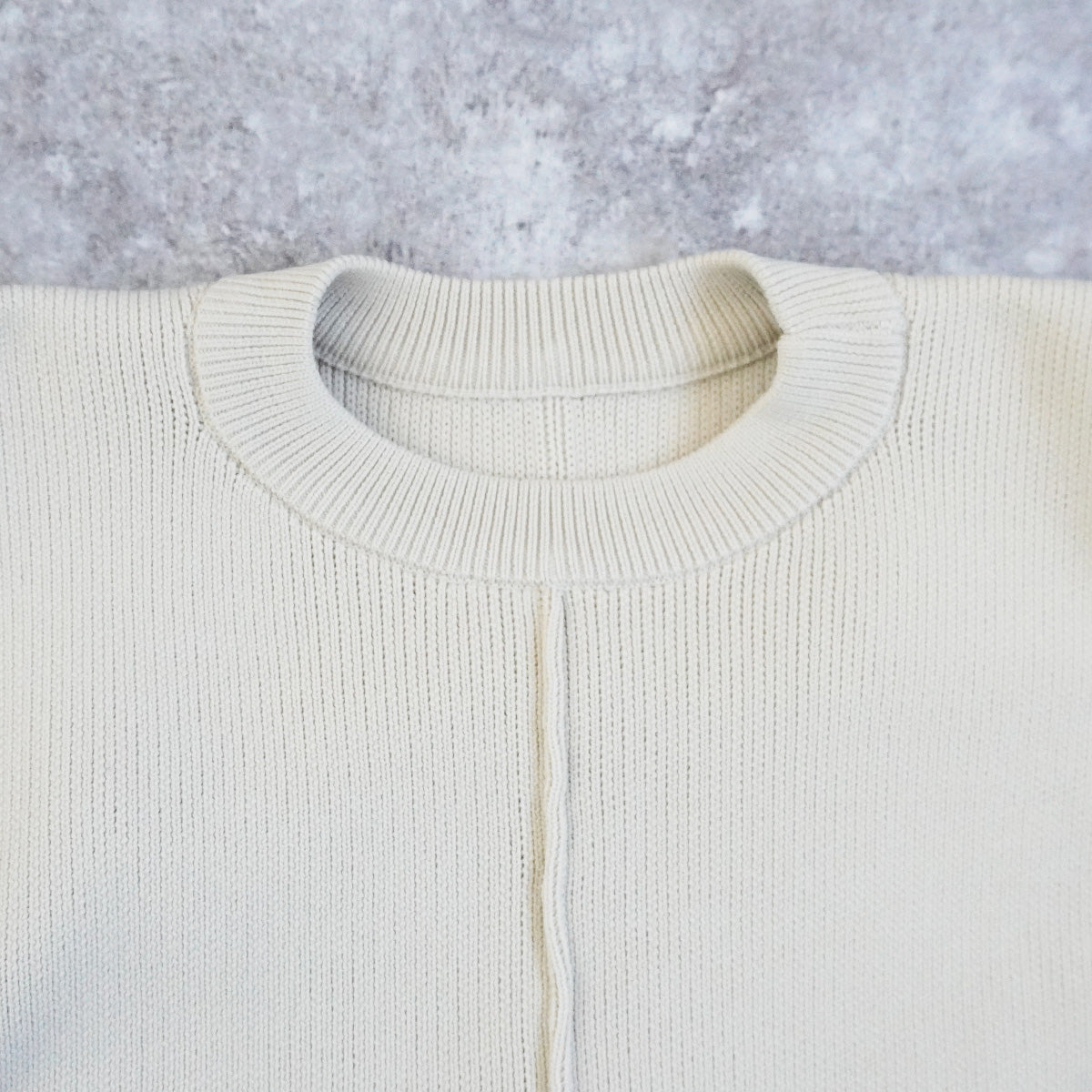 配色パイピングダンボールニット