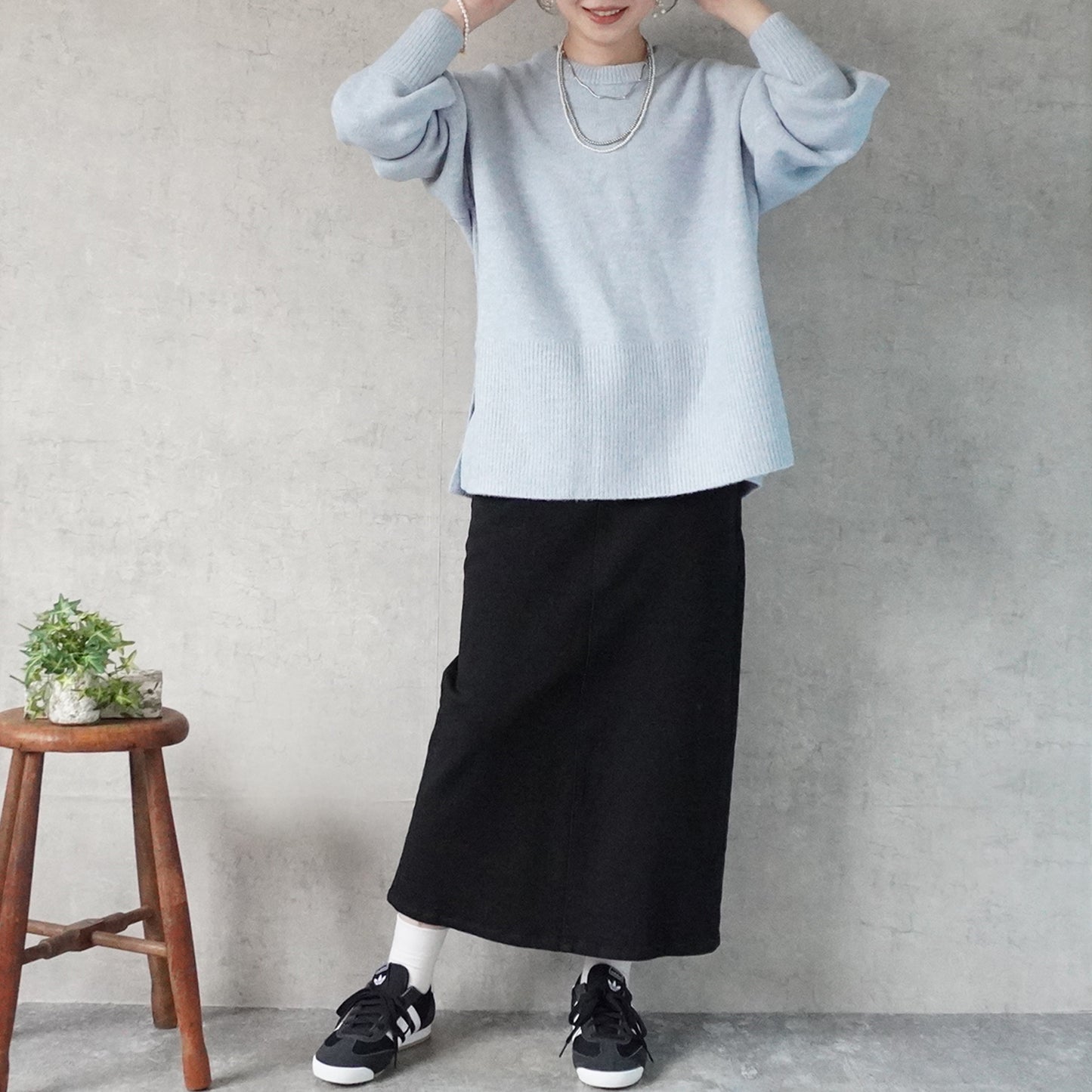 裾リブスリット入り天竺編みニット