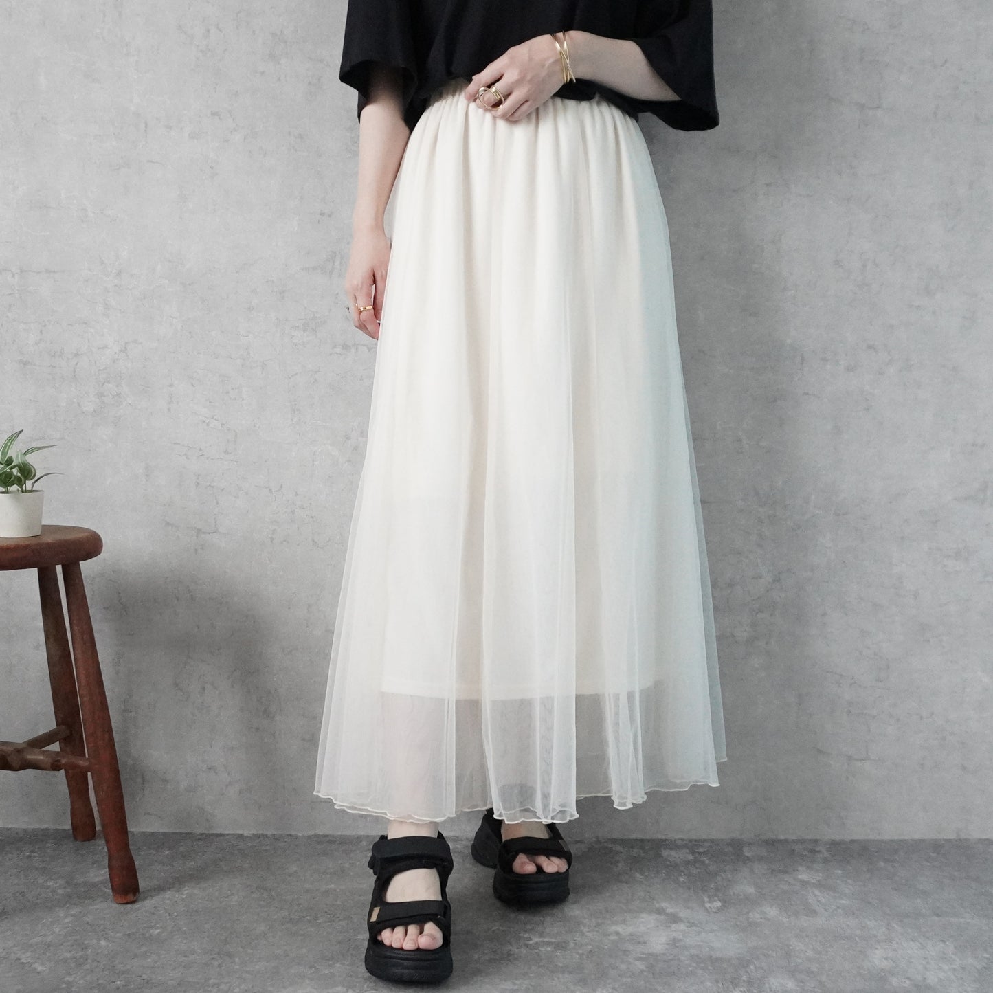 ダブルチュールロングスカート