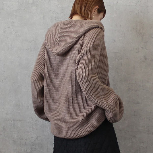 フード付きニットプルオーバー