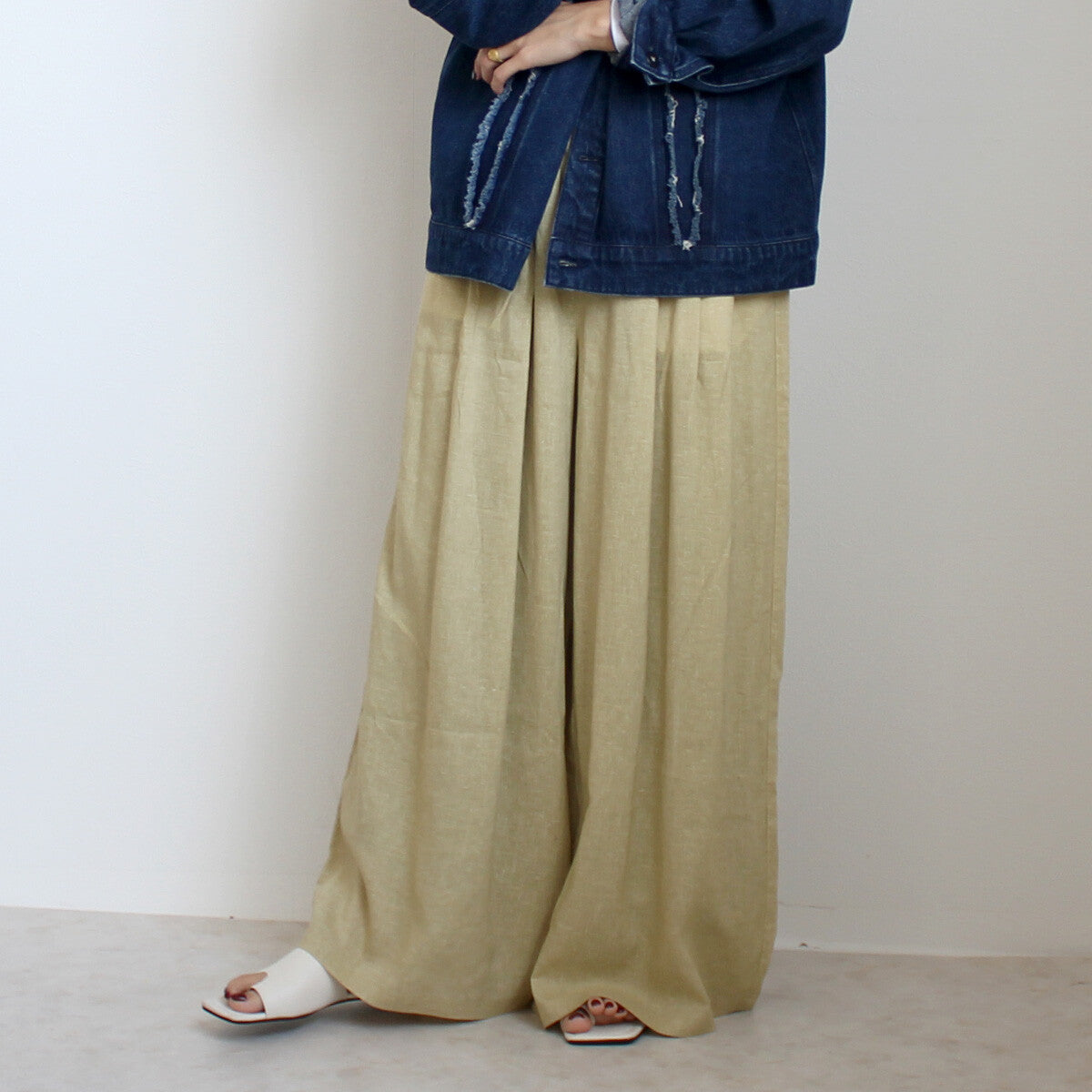 ドロストリネンワイドパンツ