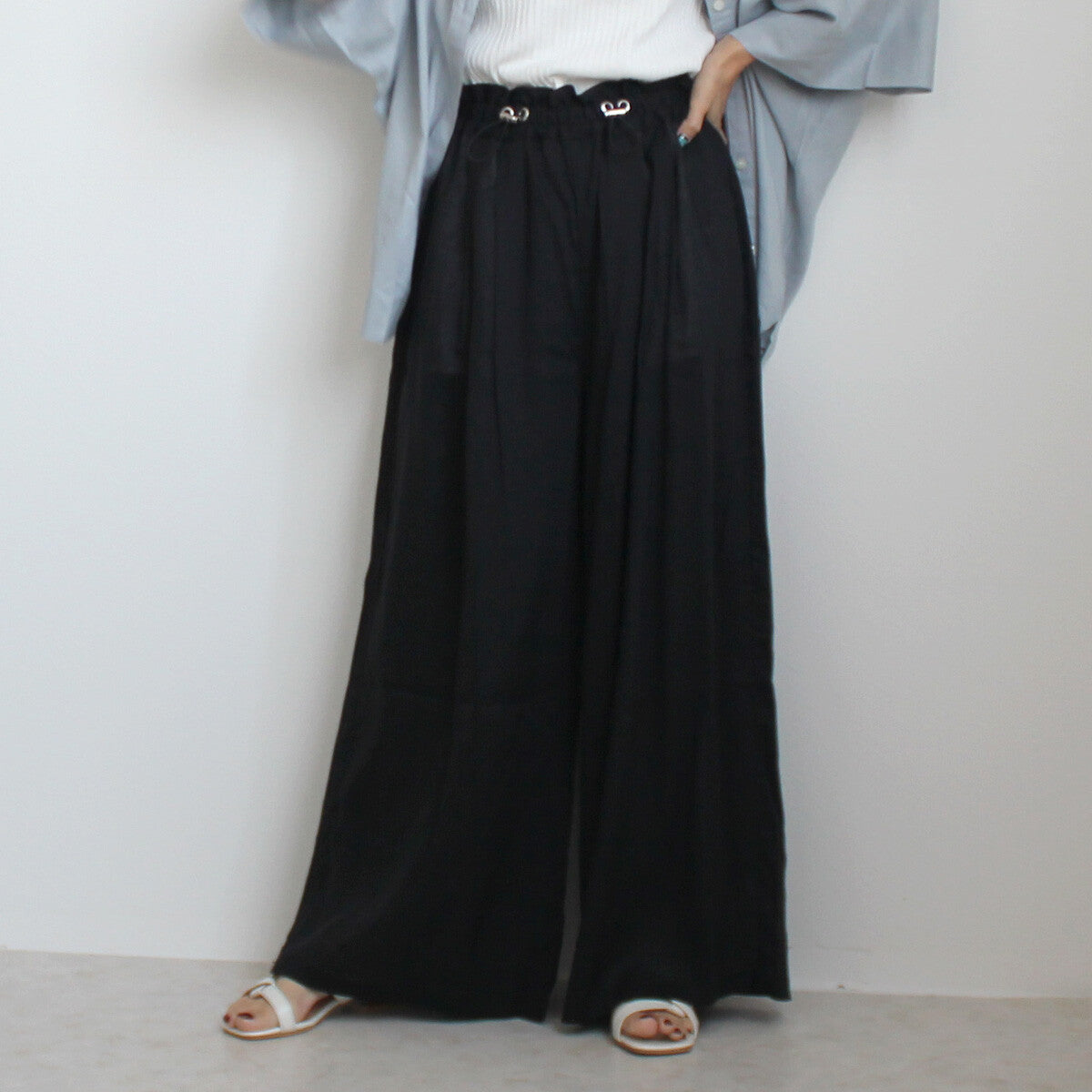 ドロストリネンワイドパンツ