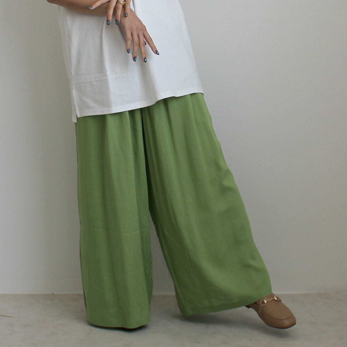 ドロストリネンワイドパンツ