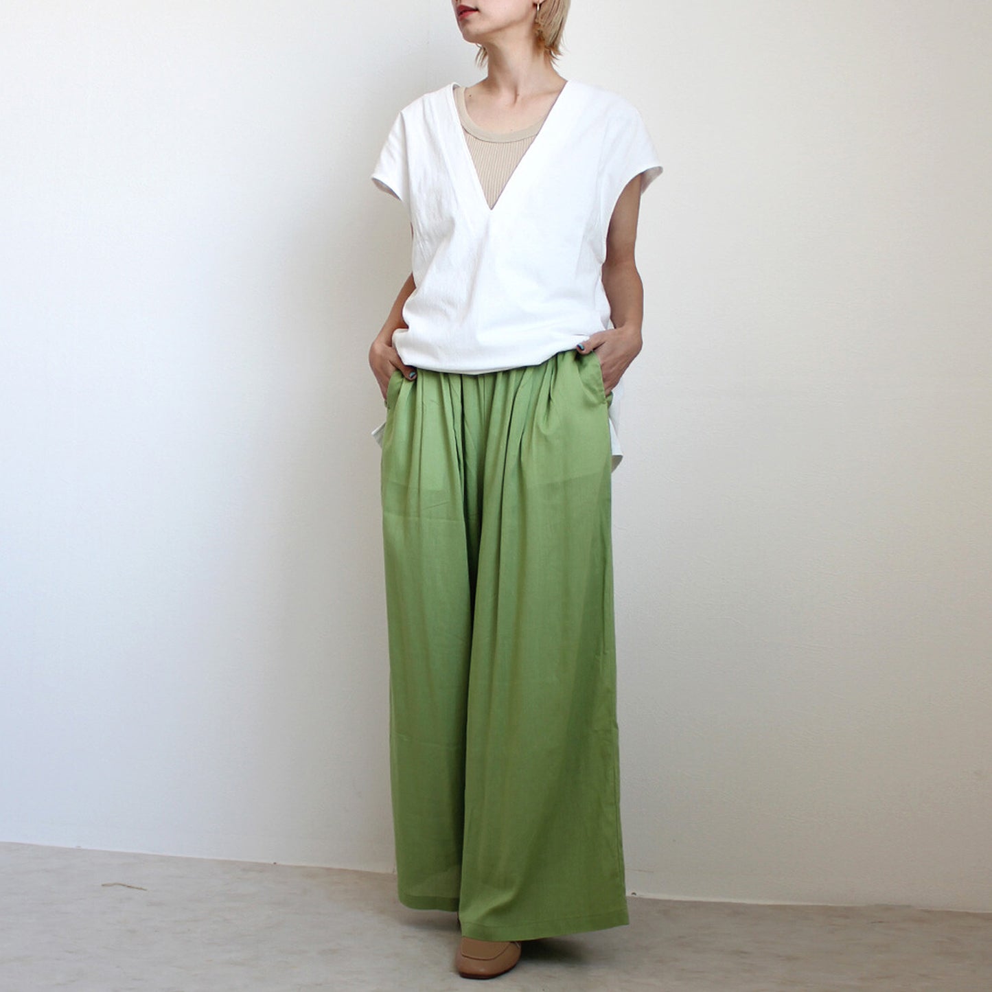 ドロストリネンワイドパンツ