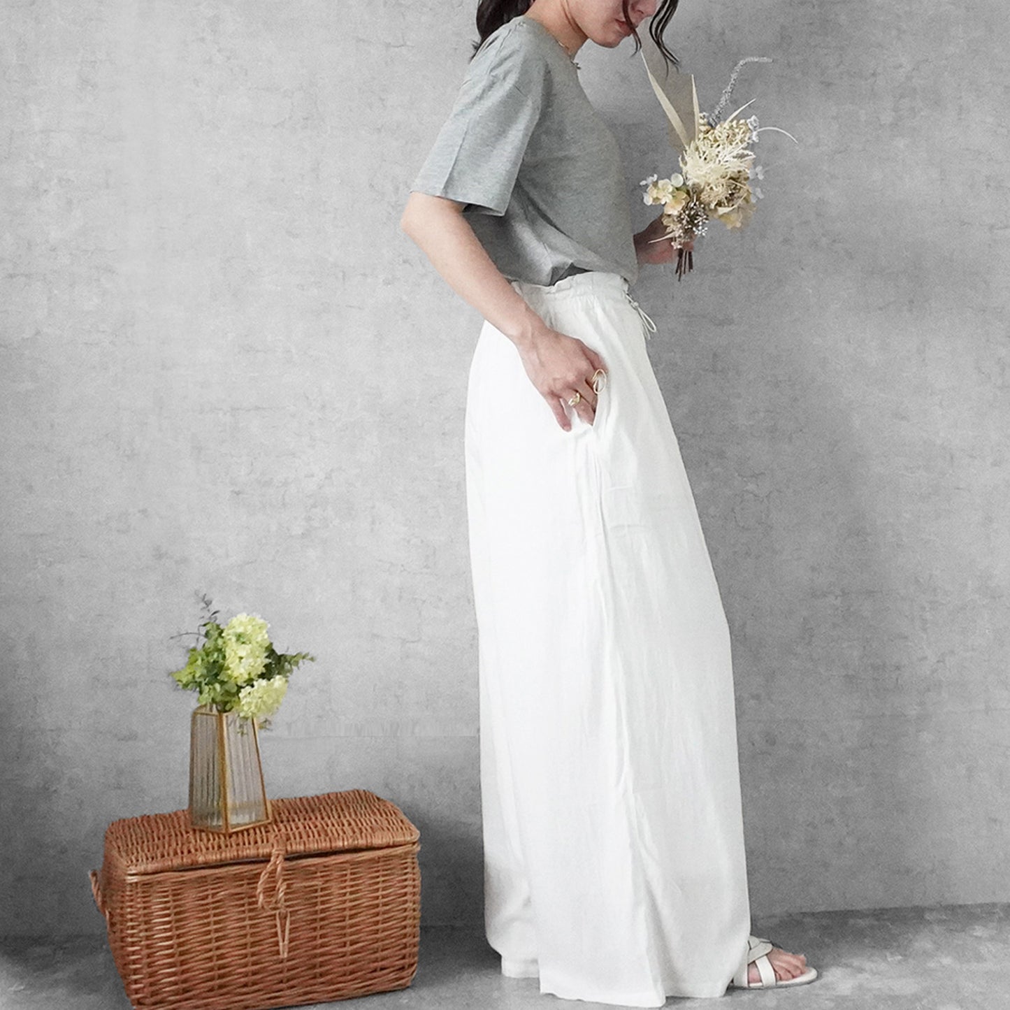 ドロストリネンワイドパンツ