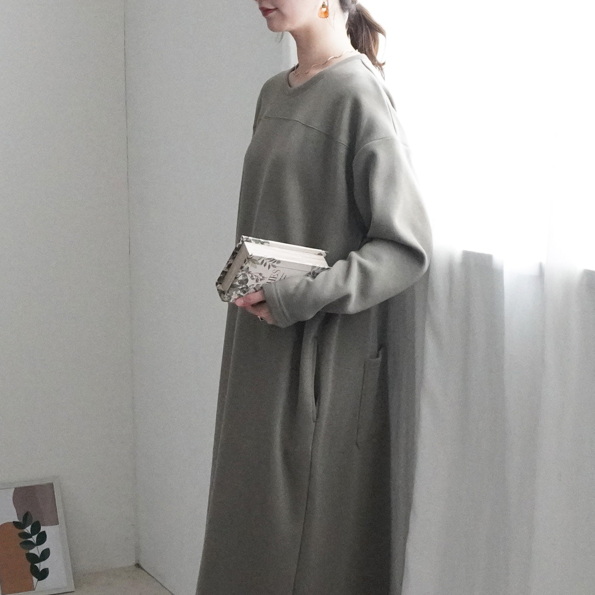 裏シャギーアルガンオイル加工同色ステッチワンピース