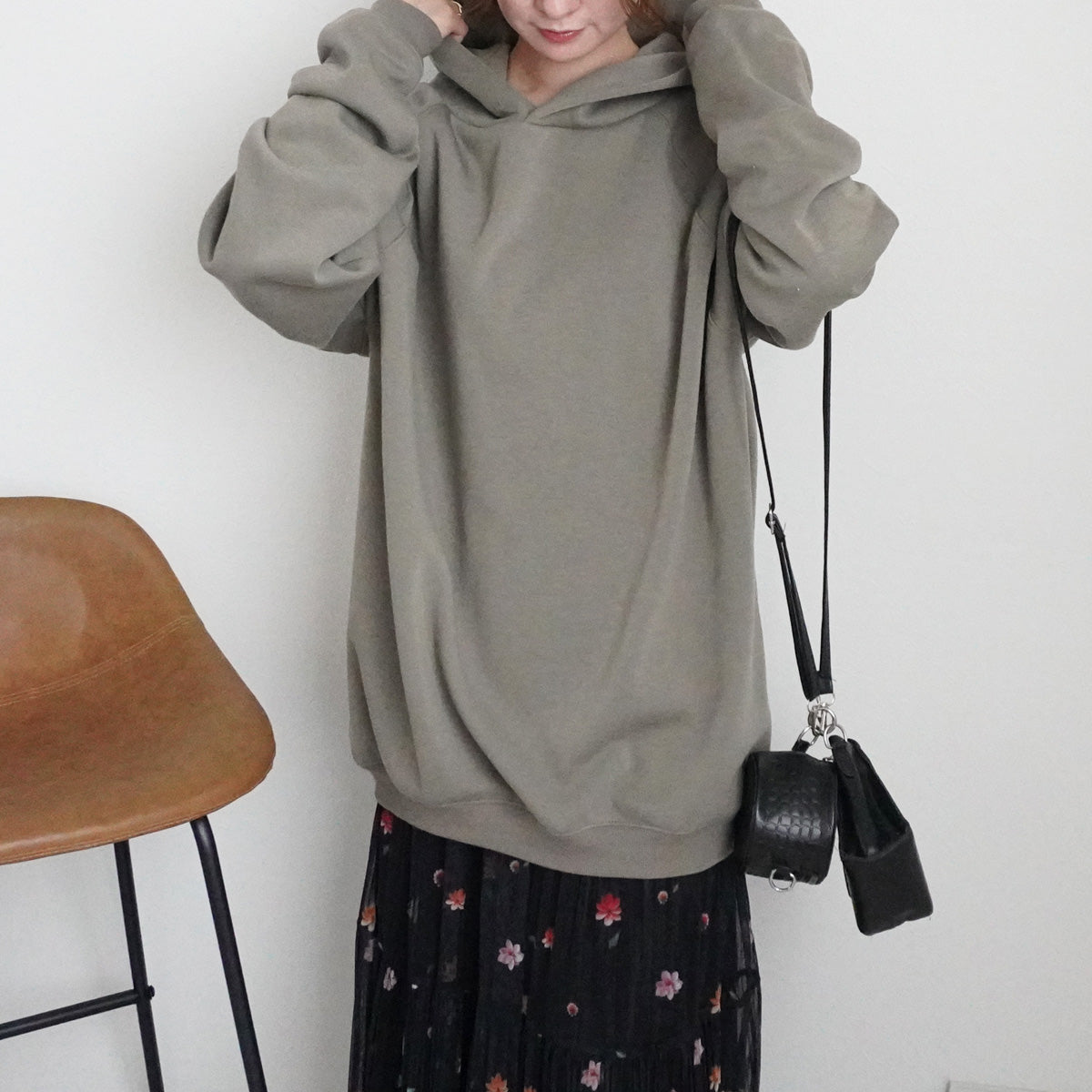 裏シャギーアルガンオイル加工フードパーカー