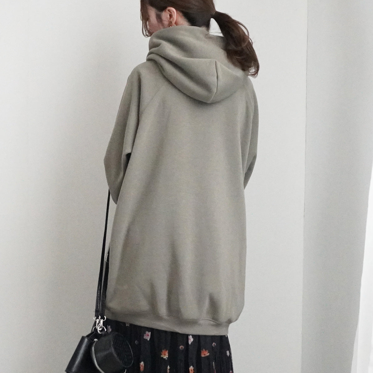 裏シャギーアルガンオイル加工フードパーカー