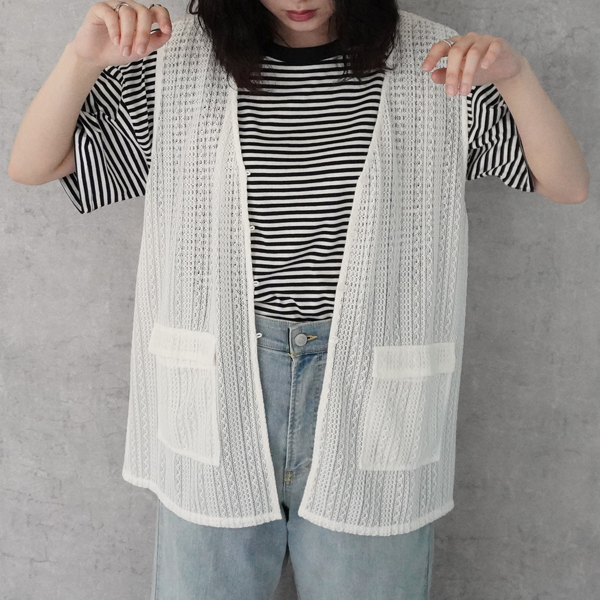 透かし編みレースジレベスト