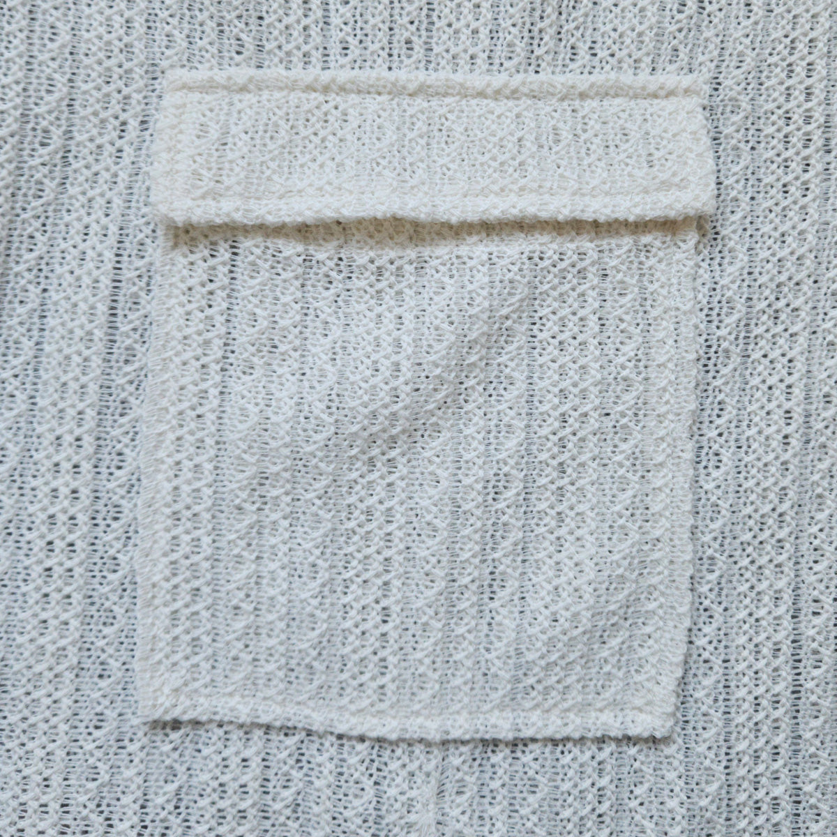 透かし編みレースジレベスト