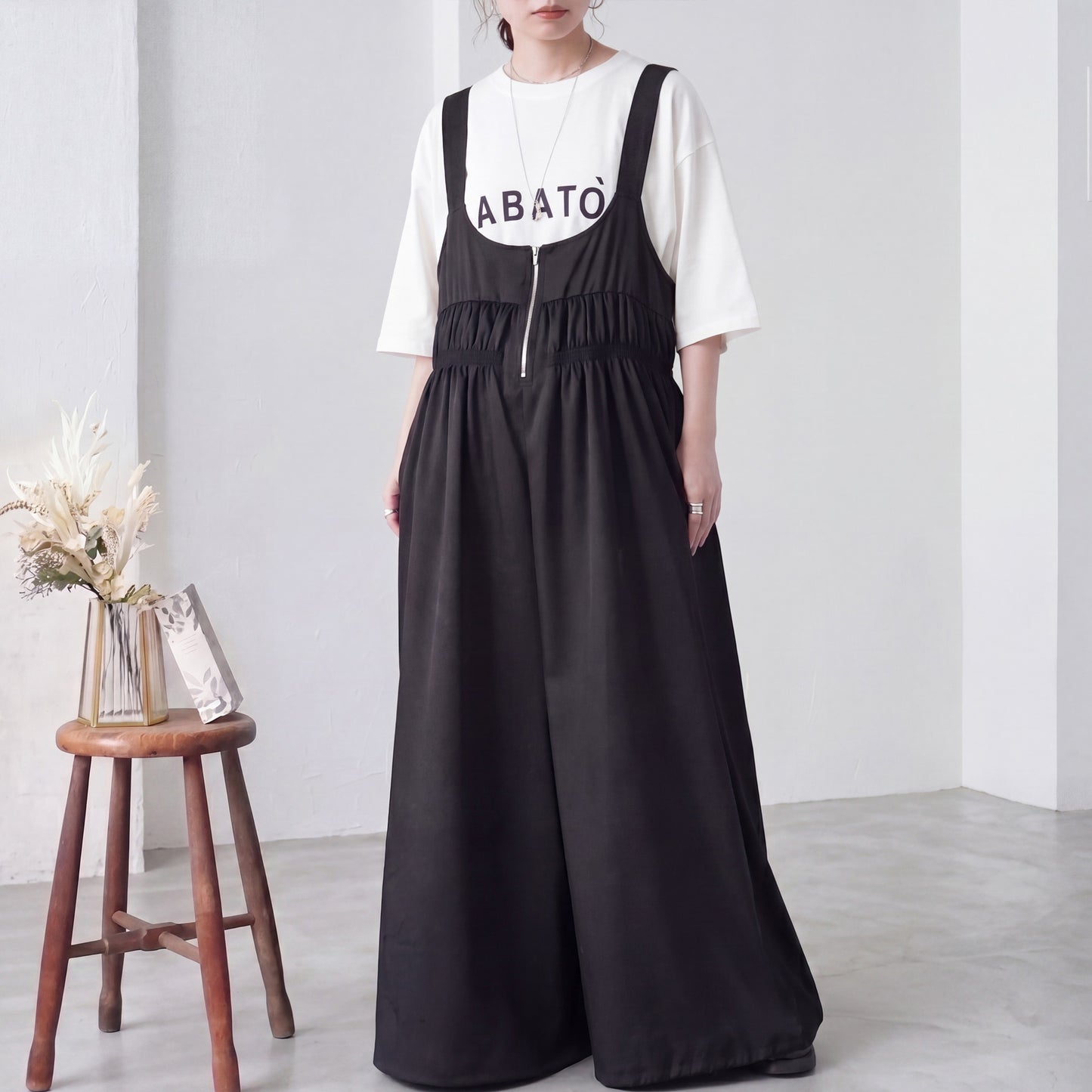 シャーリングサロペットパンツ