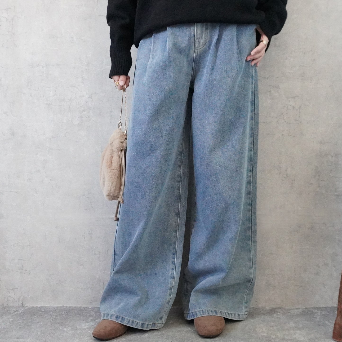 ハイウエストデニムタックワイドパンツ