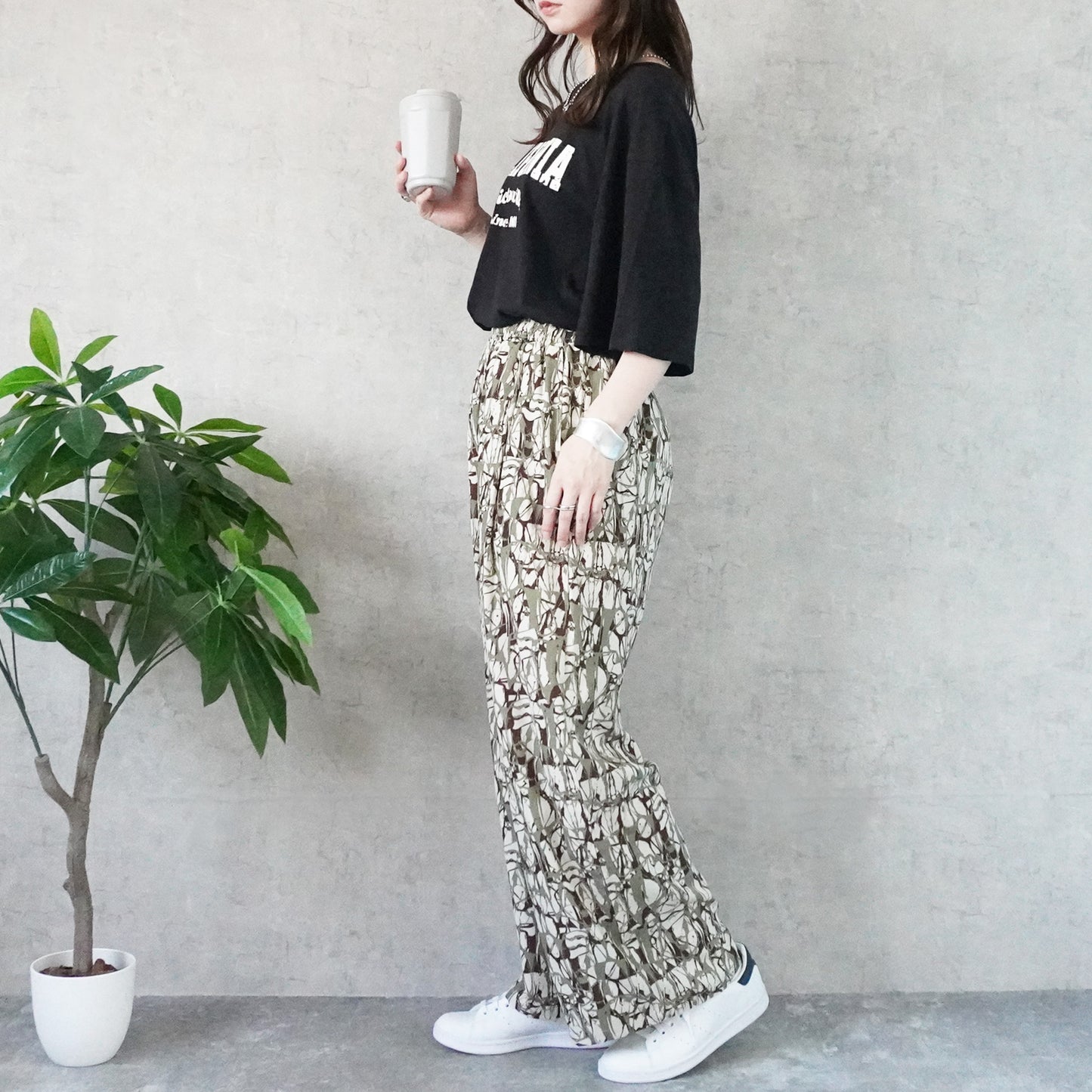 ペイント柄イージーパンツ