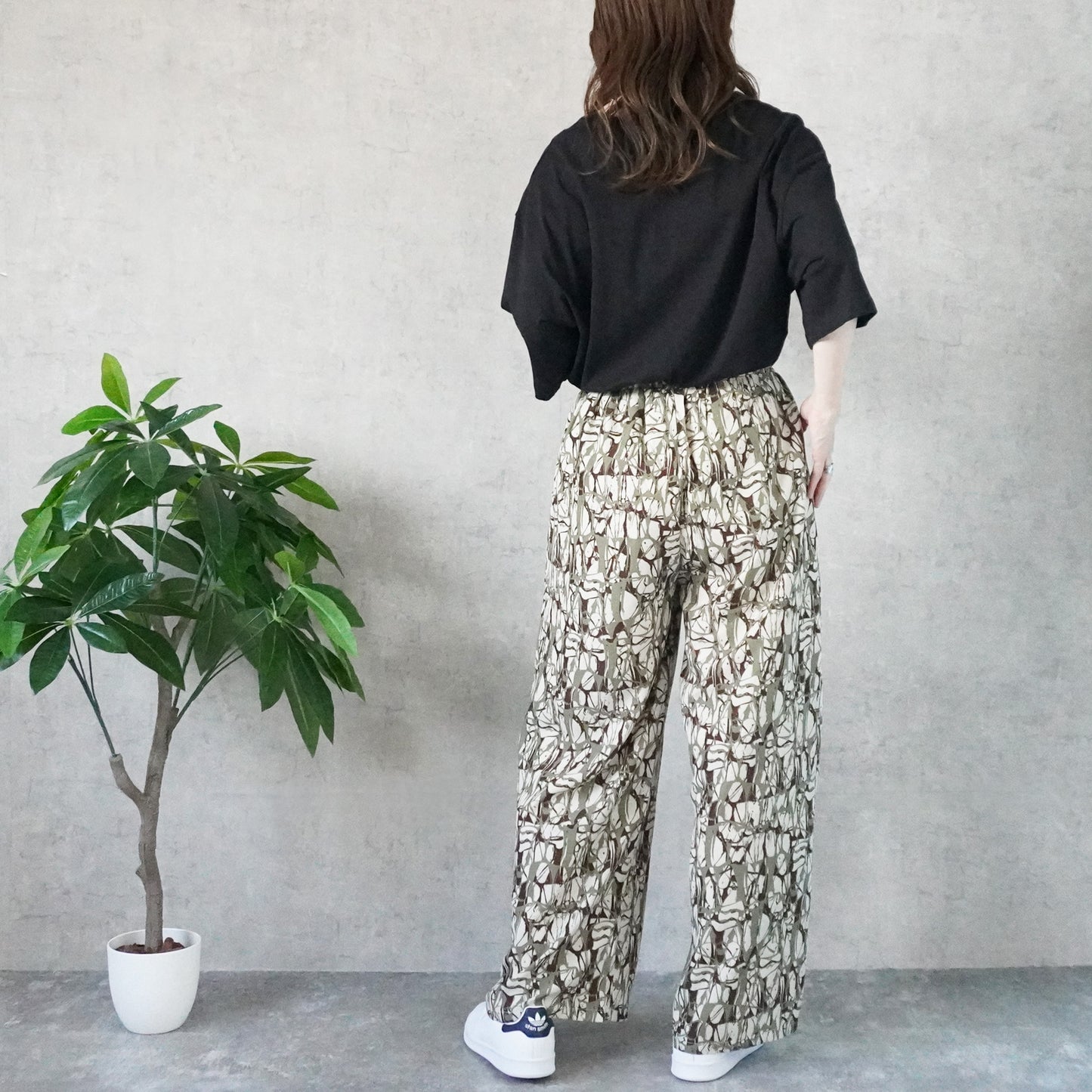 ペイント柄イージーパンツ